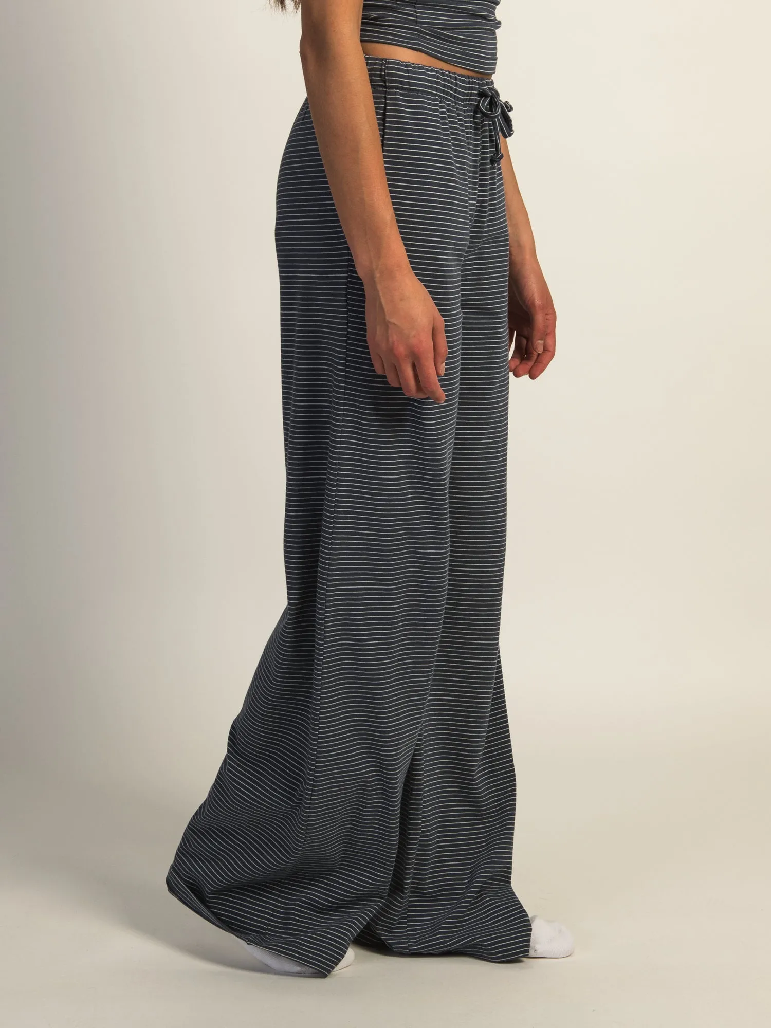 HARLOW SUNNI JERSEY STRIPED PANT - INDIGO sold by Harlow product image thumbnail 3