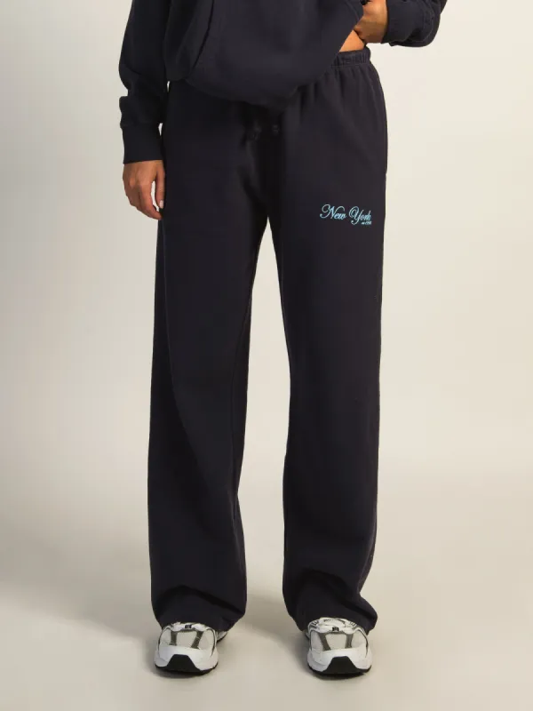 HARLOW STELLA STRAIGHT LEG SWEATPANT - NEW YORK made by Harlow