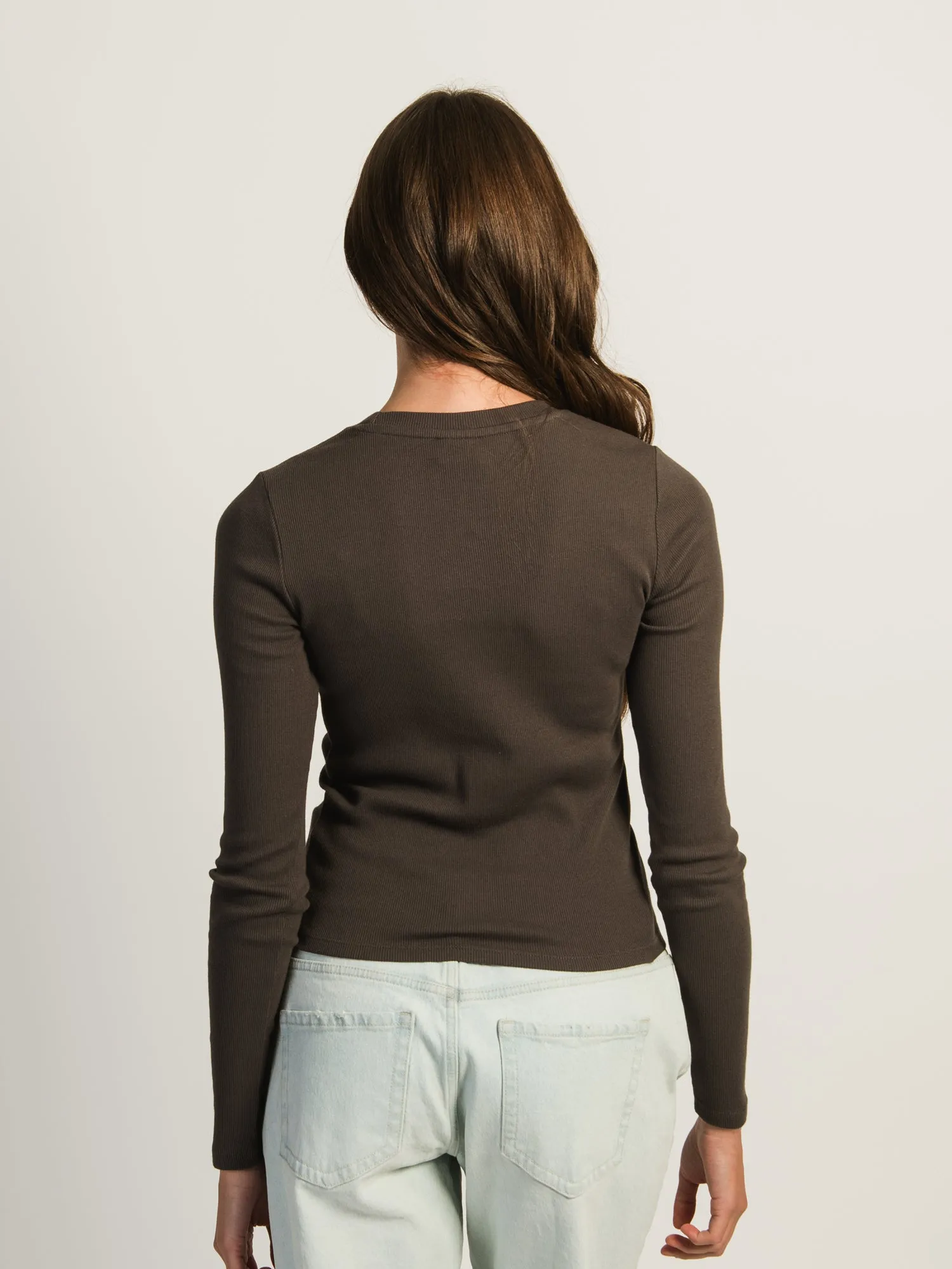 HARLOW ESSENTIAL LONG SLEEVE CREWNECK sold by Harlow product image thumbnail 3