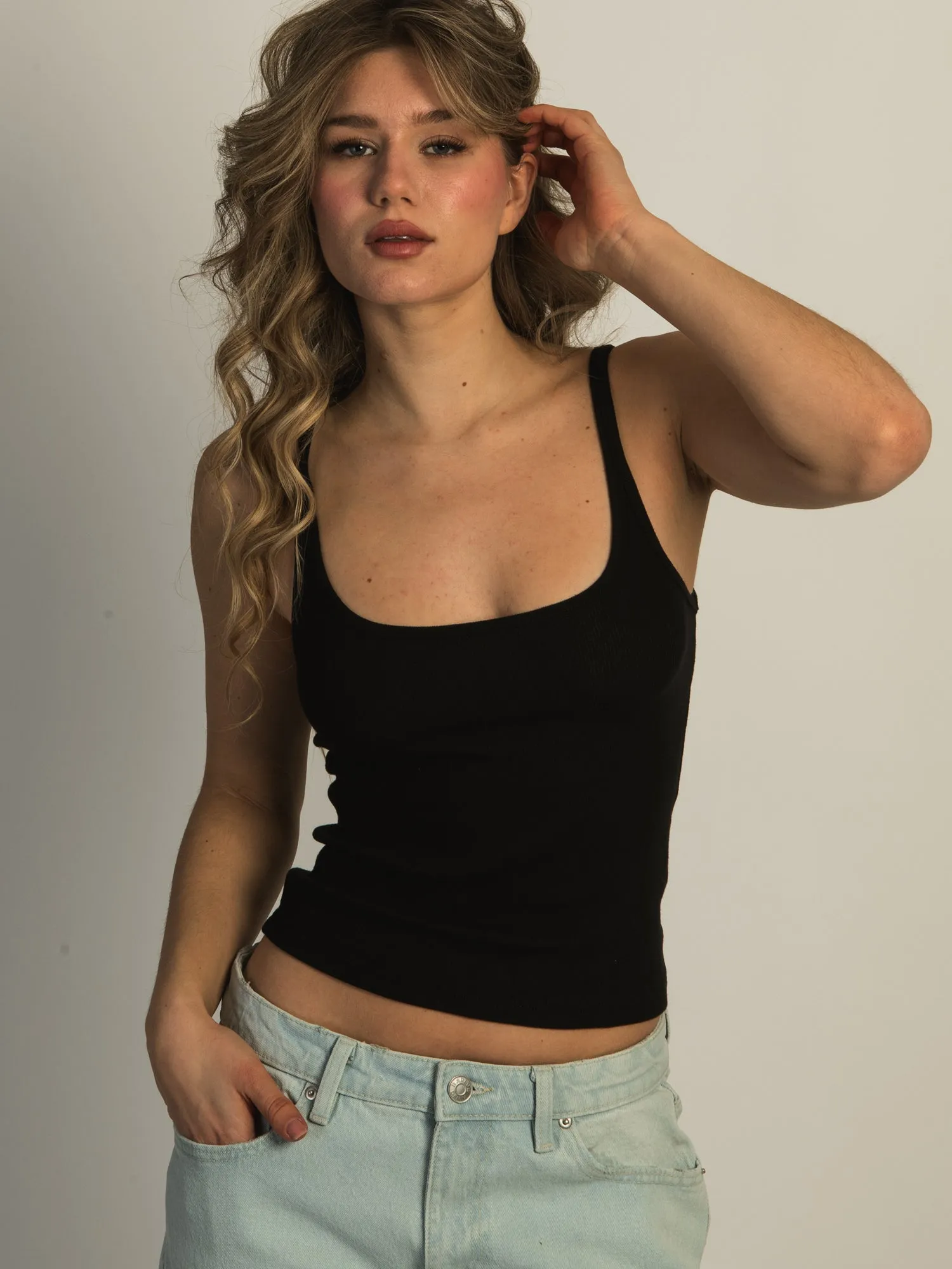 HARLOW ESSENTIAL RIBBED TANK - BLACK sold by Harlow