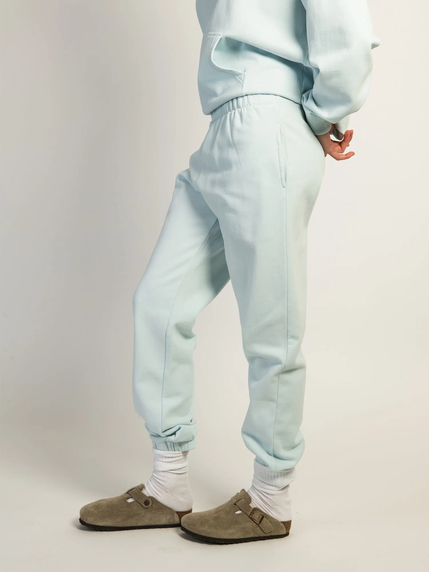 HARLOW JORDANA RELAXED SWEATPANTS - LIGHT BLUE sold by Harlow product image thumbnail 3