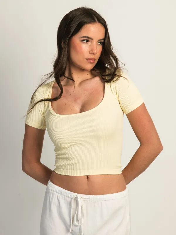 HARLOW SQUARENECK SEAMLESS TEE - YELLOW sold by Harlow