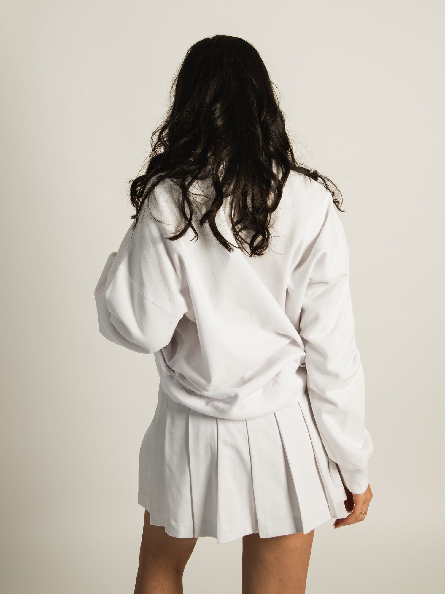 HARLOW MICHELLE CREW EMBROIDERED SWEATSHIRT sold by Harlow product image thumbnail 4