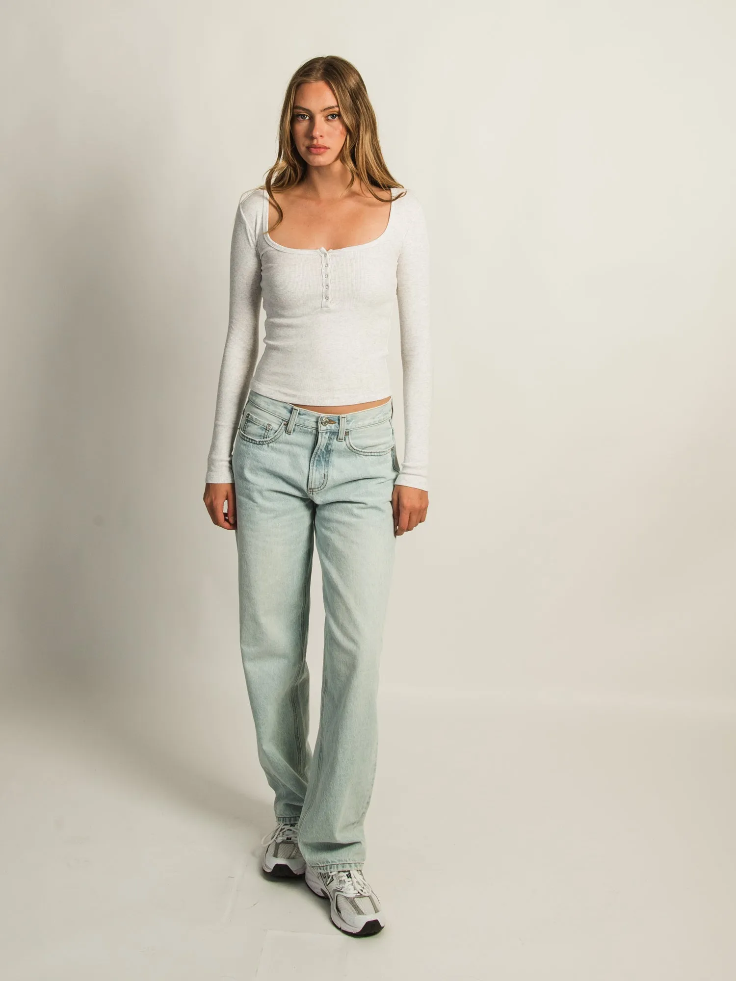 HARLOW DAPHNE LONG SLEEVE HENLEY MELANGE - CLOUD sold by Harlow product image thumbnail 2