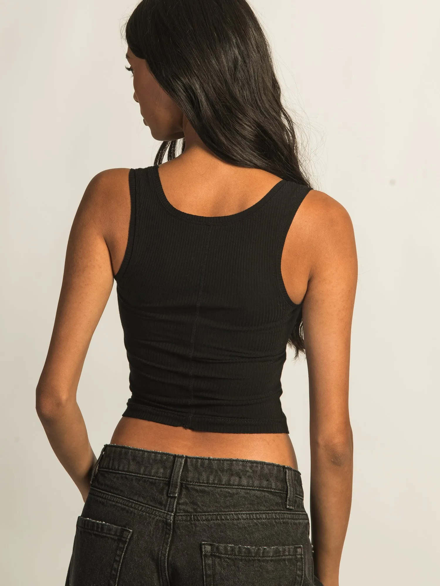 HARLOW ESSENTIAL LUXE TANK TOP - BLACK sold by Harlow product image thumbnail 5