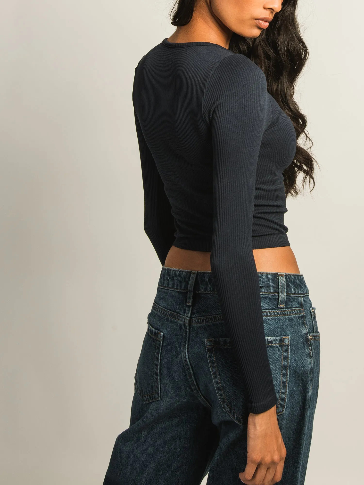 HARLOW HARPER NOTCH LONG SLEEVE TEE - NAVY sold by Harlow product image thumbnail 4