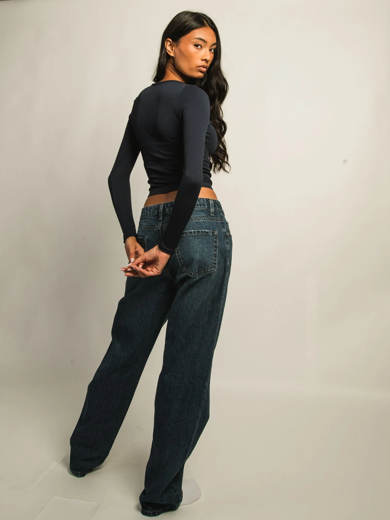 HARLOW HARPER NOTCH LONG SLEEVE TEE - NAVY sold by Harlow product image thumbnail 5