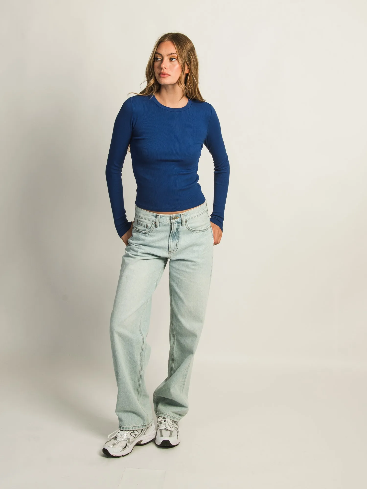 HARLOW ESSENTIAL CREWNECK LONG SLEEVE TEE - COBALT sold by Harlow product image thumbnail 2