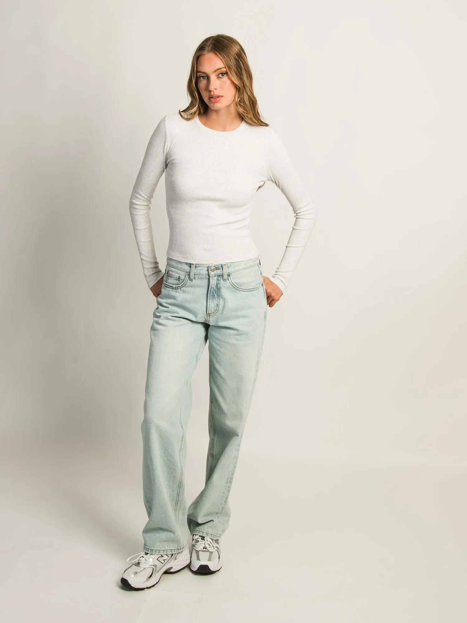 HARLOW ESSENTIAL CREWNECK MELANGE LONGSLEEVE - CLOUD sold by Harlow product image thumbnail 2