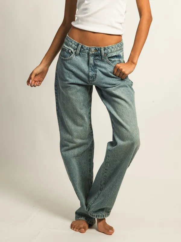 HARLOW BAGGY JEAN - MID WASH sold by Harlow