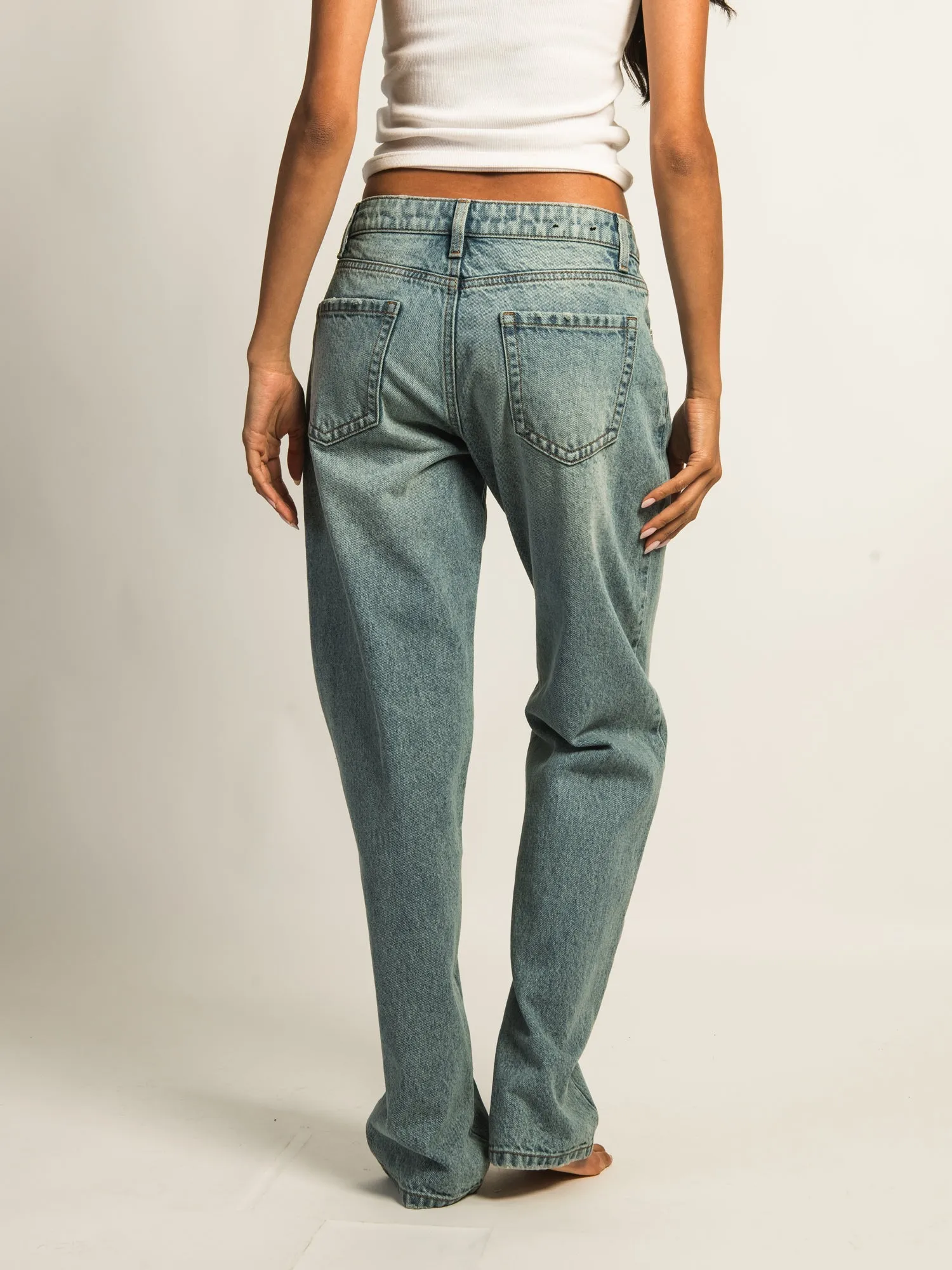 HARLOW BAGGY JEAN - MID WASH sold by Harlow product image thumbnail 4