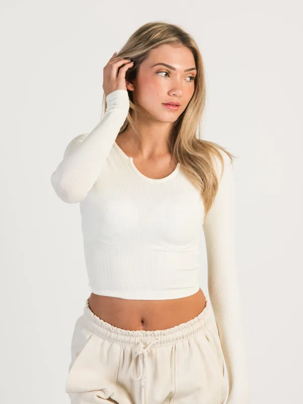 HARLOW HARPER SEAMLESS NOTCH LONG SLEEVE - CREAM sold by Harlow