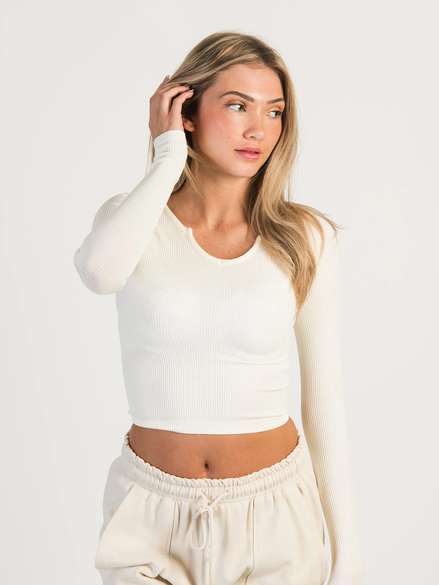 HARLOW HARPER SEAMLESS NOTCH LONG SLEEVE - CREAM sold by Harlow