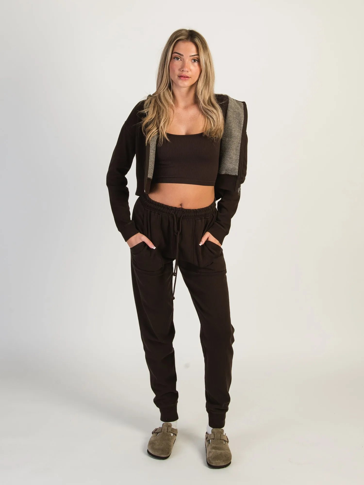 HARLOW HIGH RISE FLEECE JOGGER - CHOCOLATE sold by Harlow product image thumbnail 2