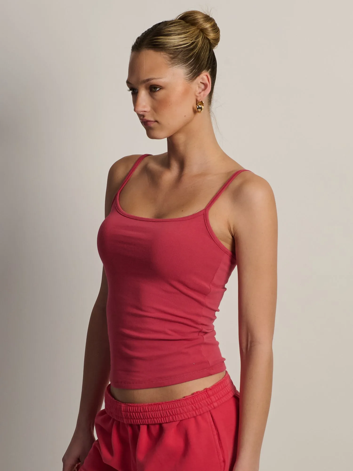 HARLOW GIA TANK - WASHD RED sold by Harlow product image thumbnail 3