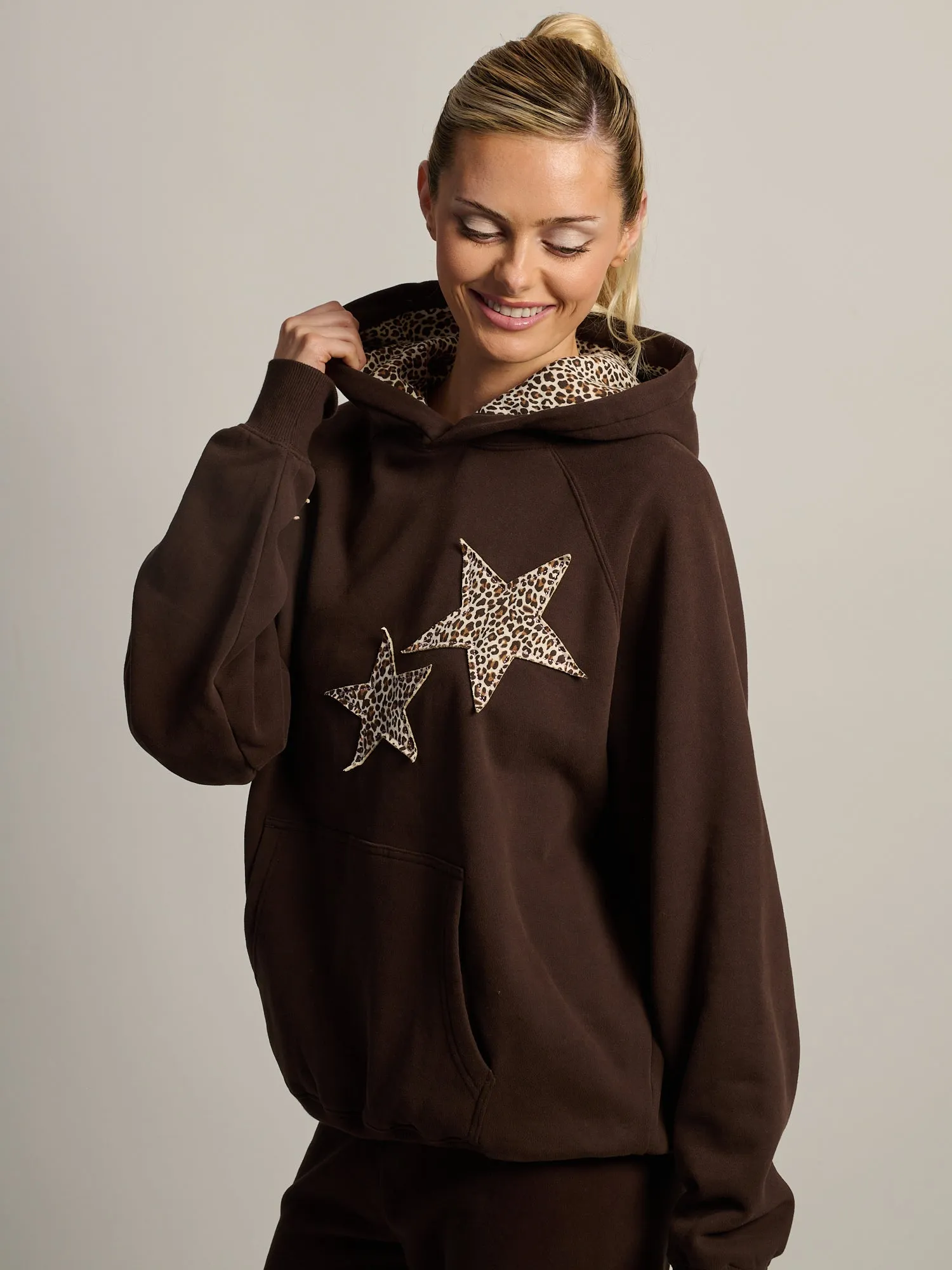 HARLOW CLOUD HOODIE - APPLIQUE - BROWN sold by Harlow product image thumbnail 4