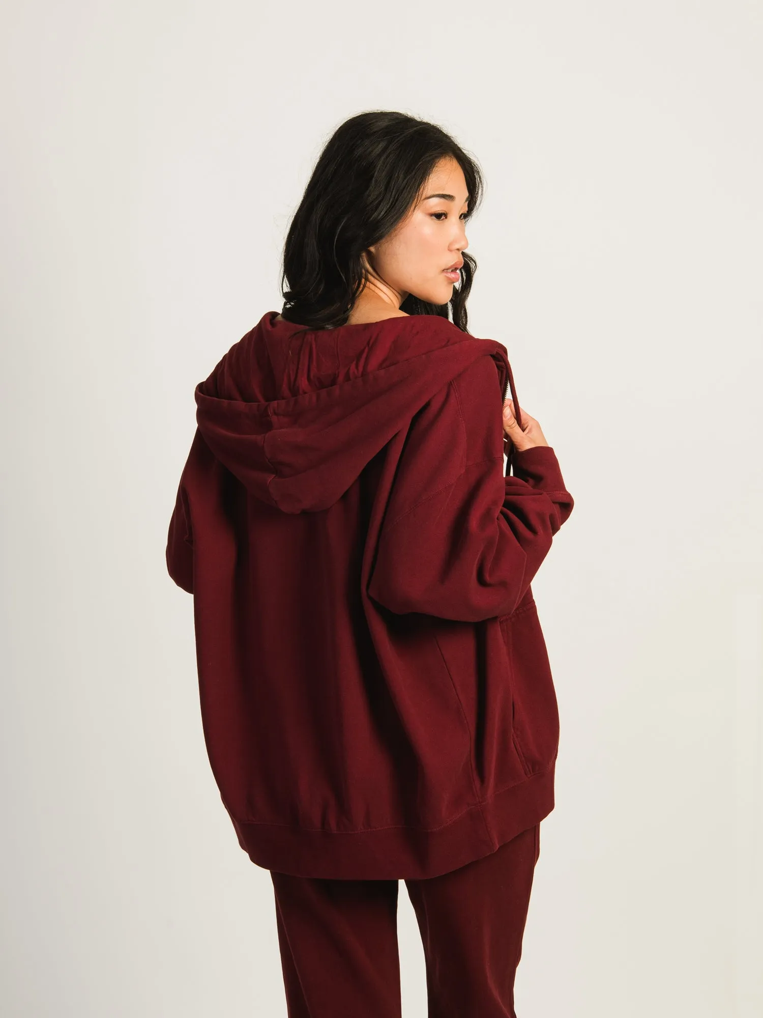 HARLOW MARIAH OVERSIZED ZIP UP - BURGUNDY sold by Harlow product image thumbnail 3