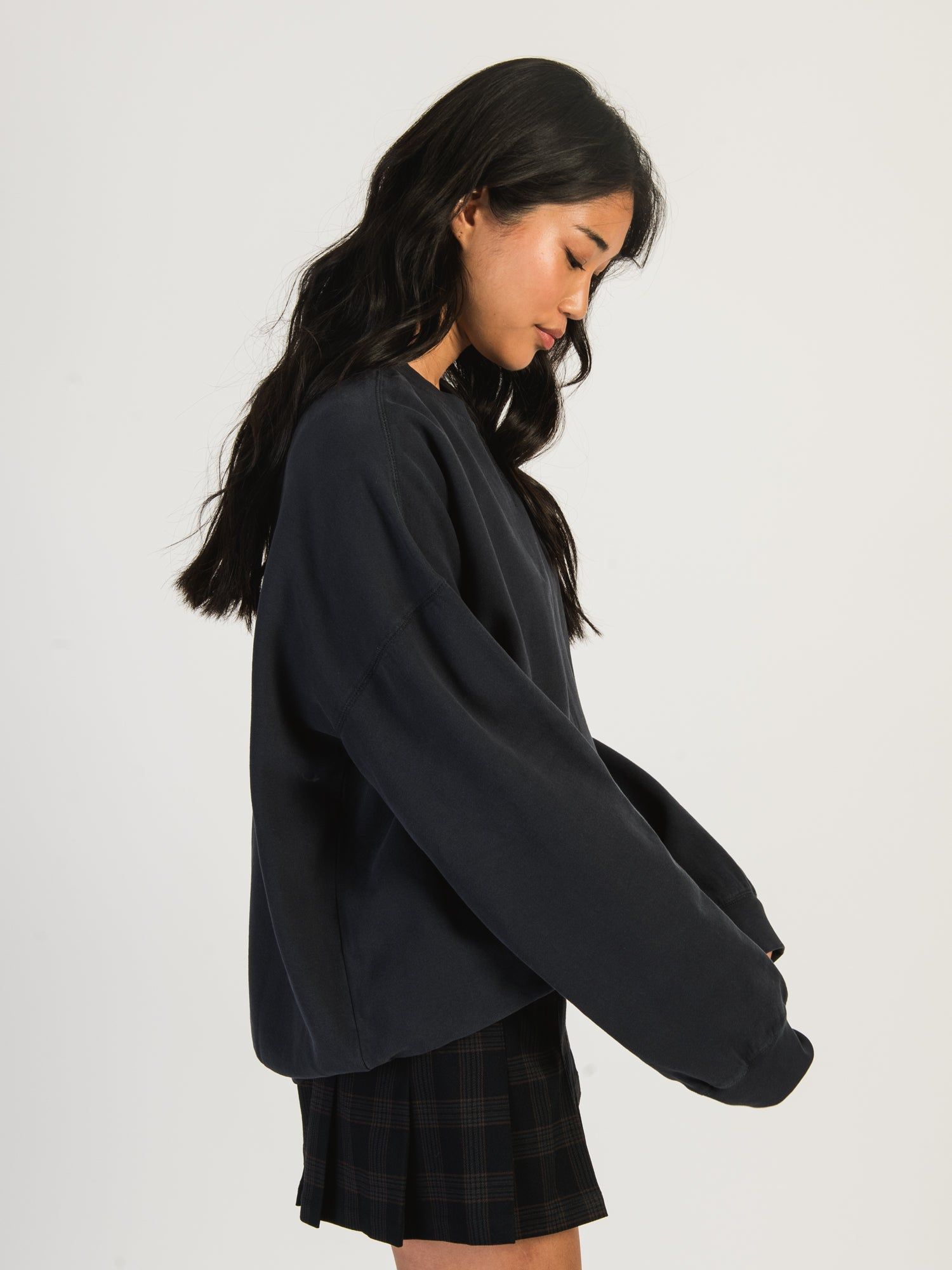 HARLOW MICHELLE SOLID CREWNECK - NAVY sold by Harlow product image thumbnail 3