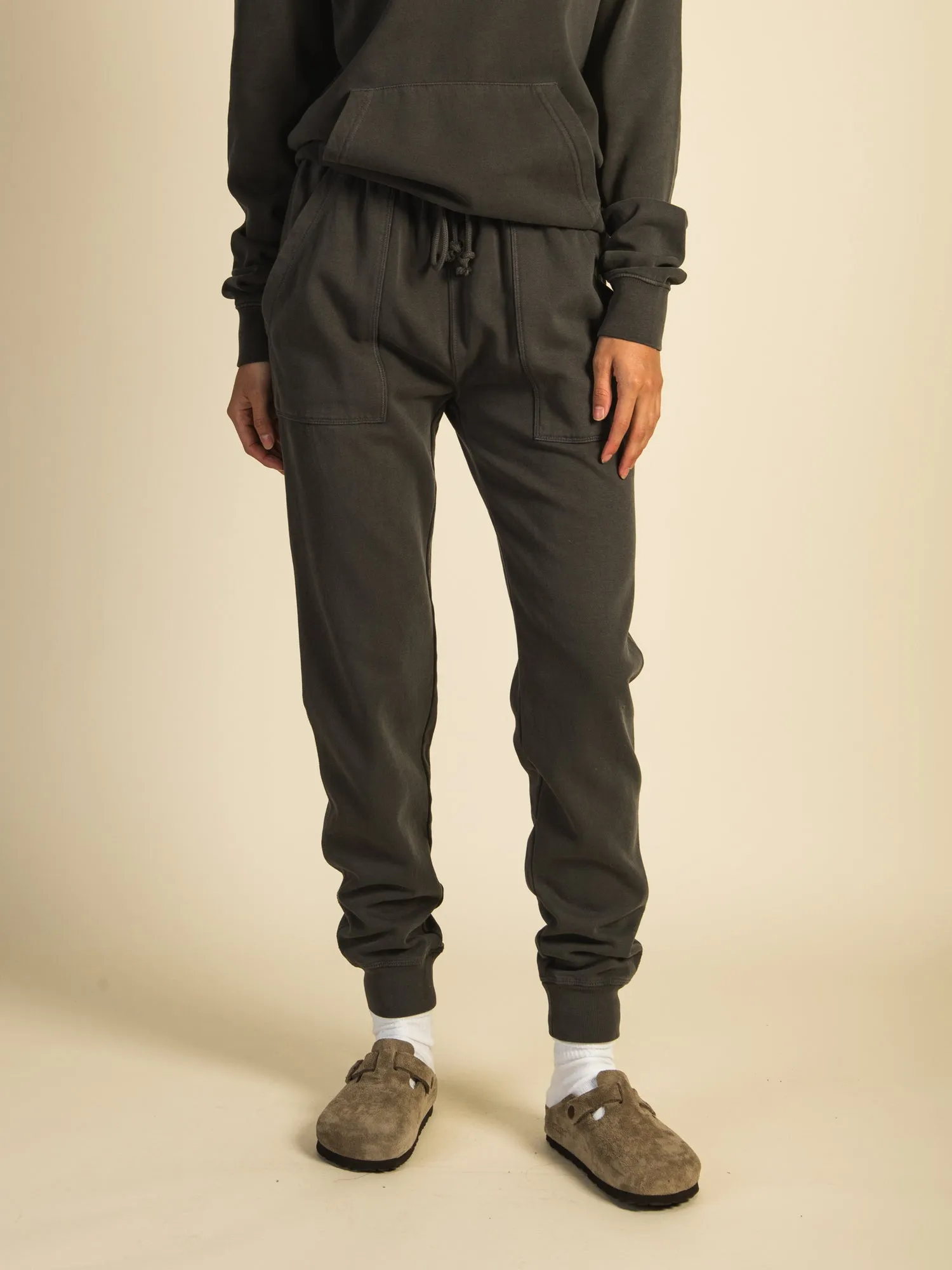 HARLOW HIGH RISE FLEECE JOGGER - CHARCOAL sold by Harlow