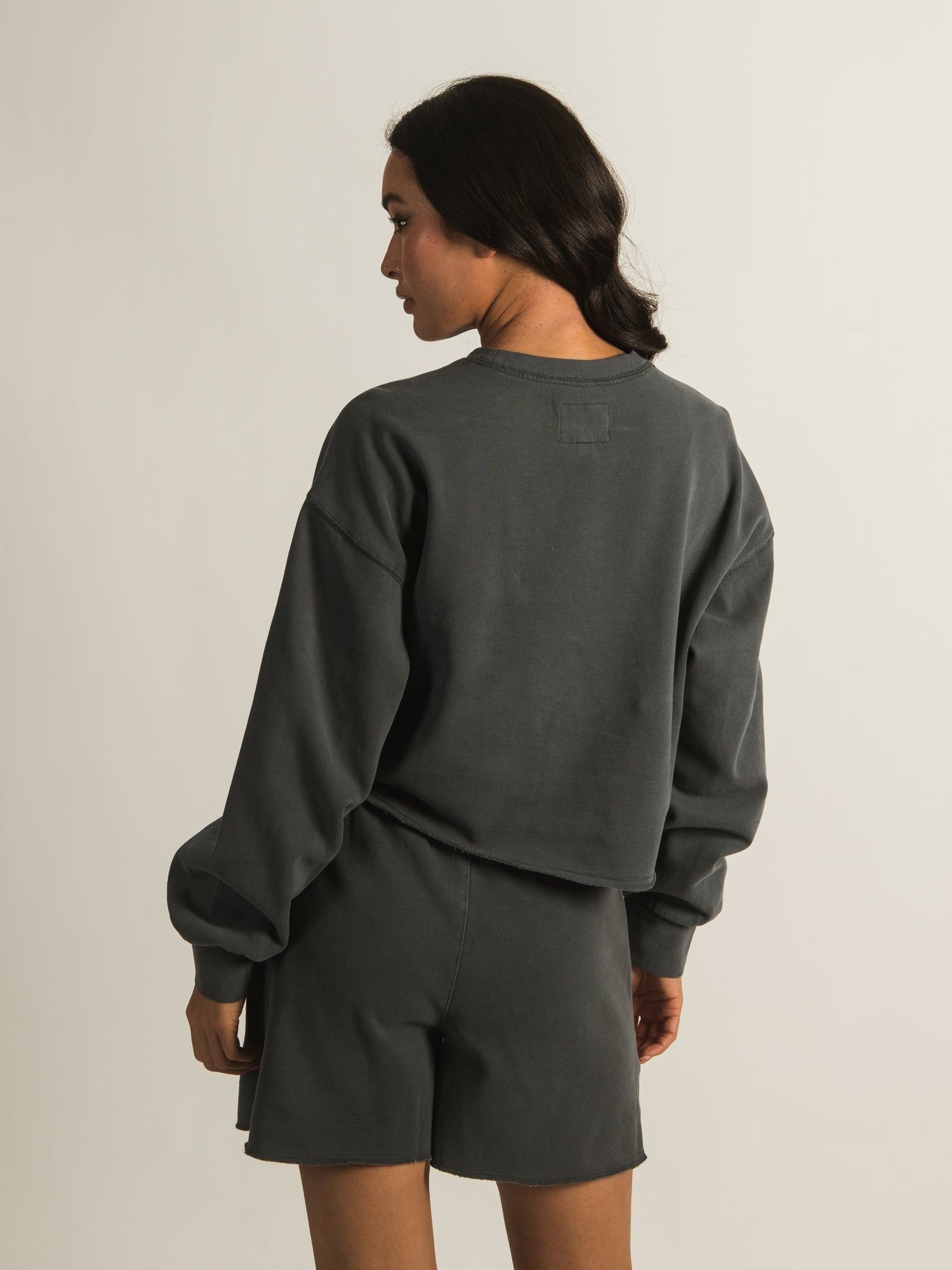 HARLOW GISELLE CROPPED CREW sold by Harlow product image thumbnail 4