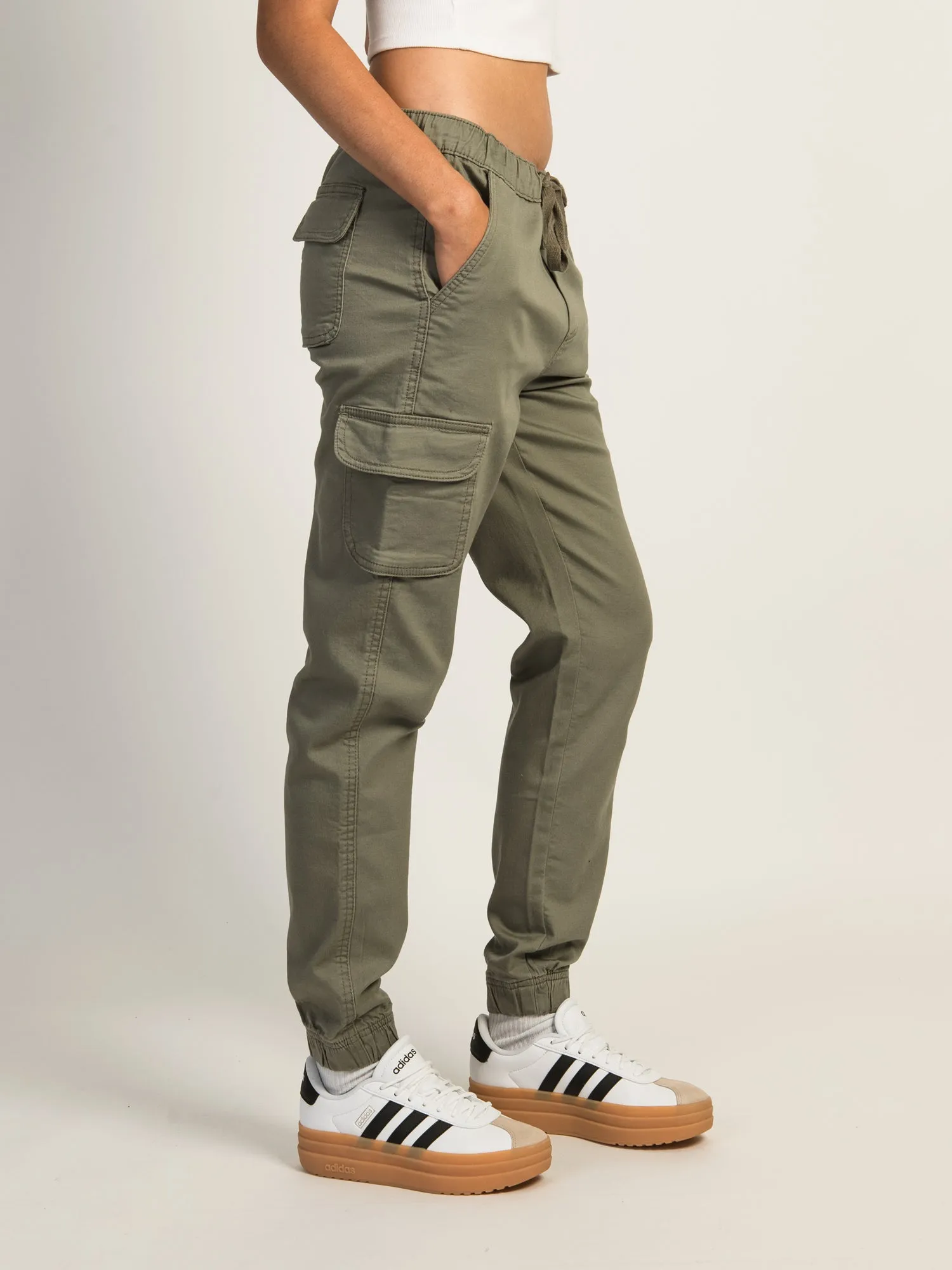 HARLOW DALLAS HYBRID JOGGER - OLIVE sold by Harlow product image thumbnail 3