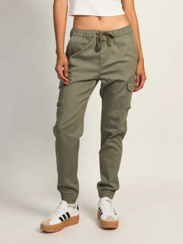 HARLOW DALLAS HYBRID JOGGER - OLIVE made by Harlow