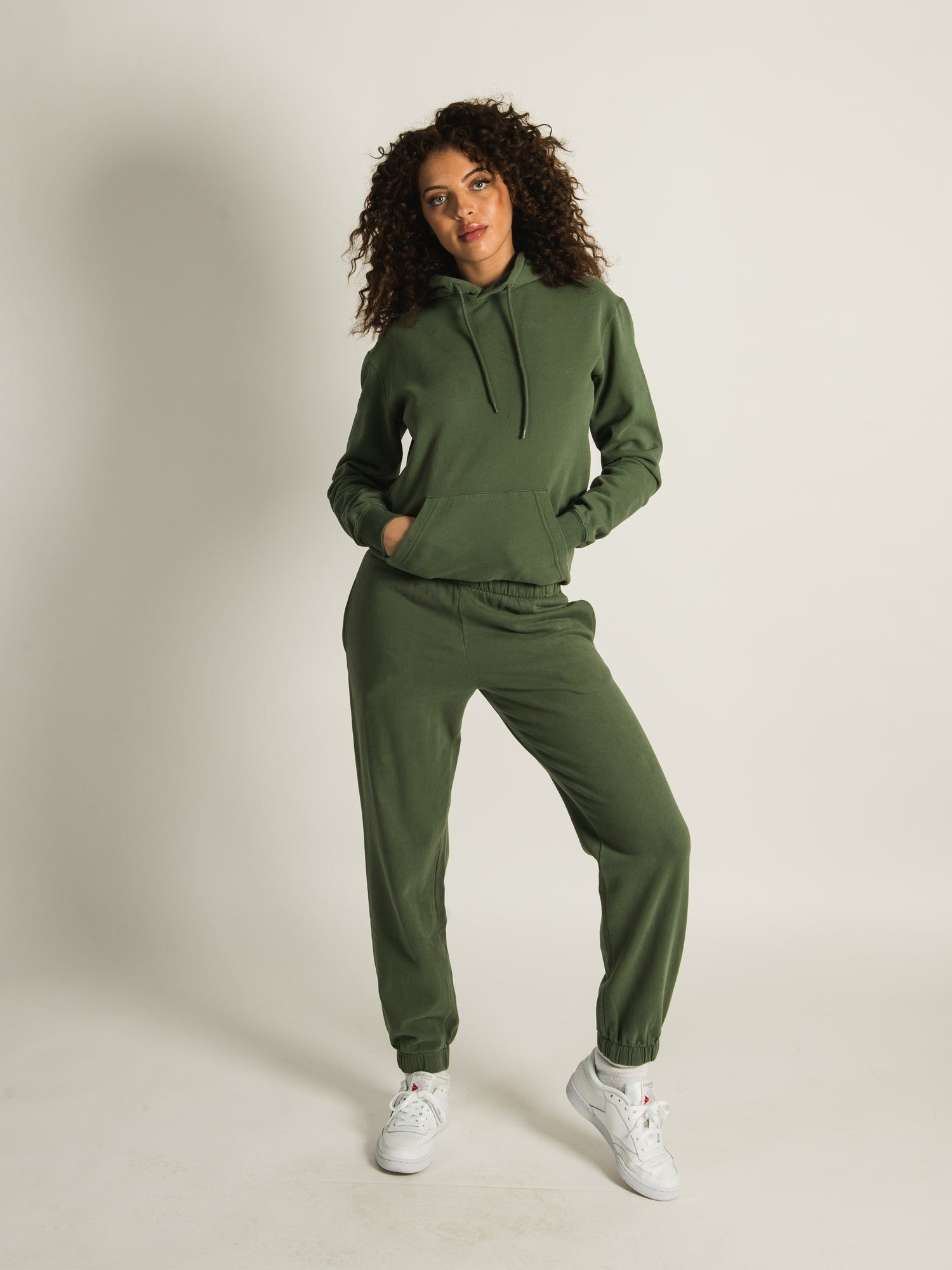 HARLOW JORDANA RELAXED SWEATPANT sold by Harlow product image thumbnail 2