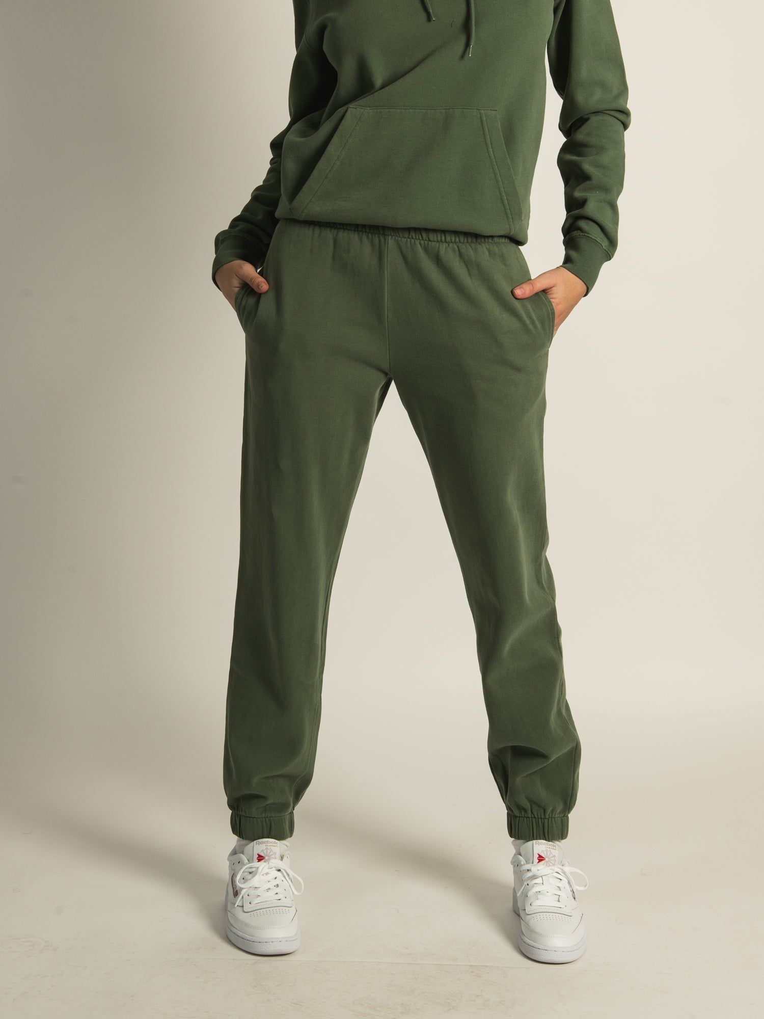 HARLOW JORDANA RELAXED SWEATPANT sold by Harlow