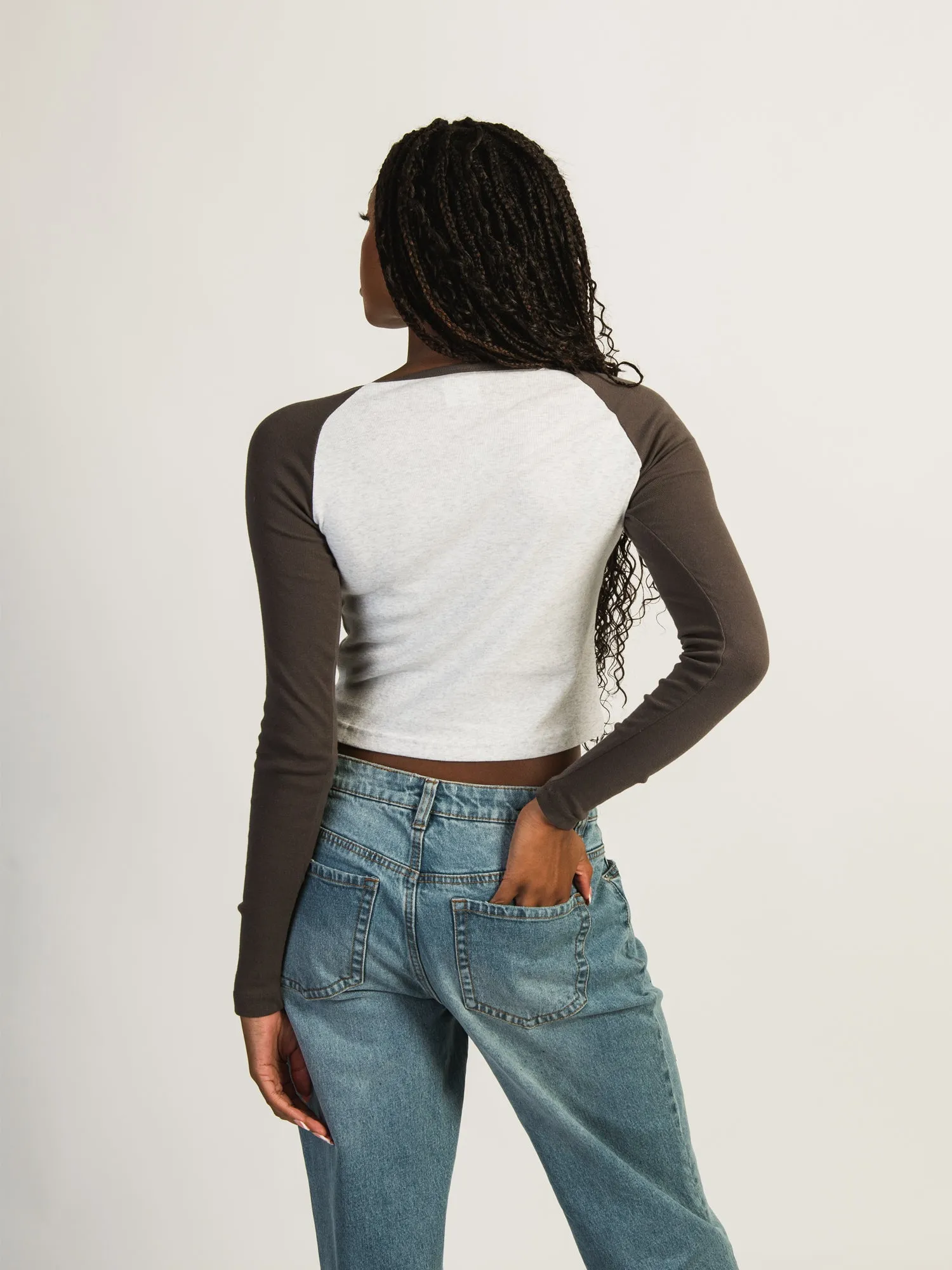 HARLOW BLAIR LONG SLEEVE PRINT RAGLAN - STAR sold by Harlow product image thumbnail 3