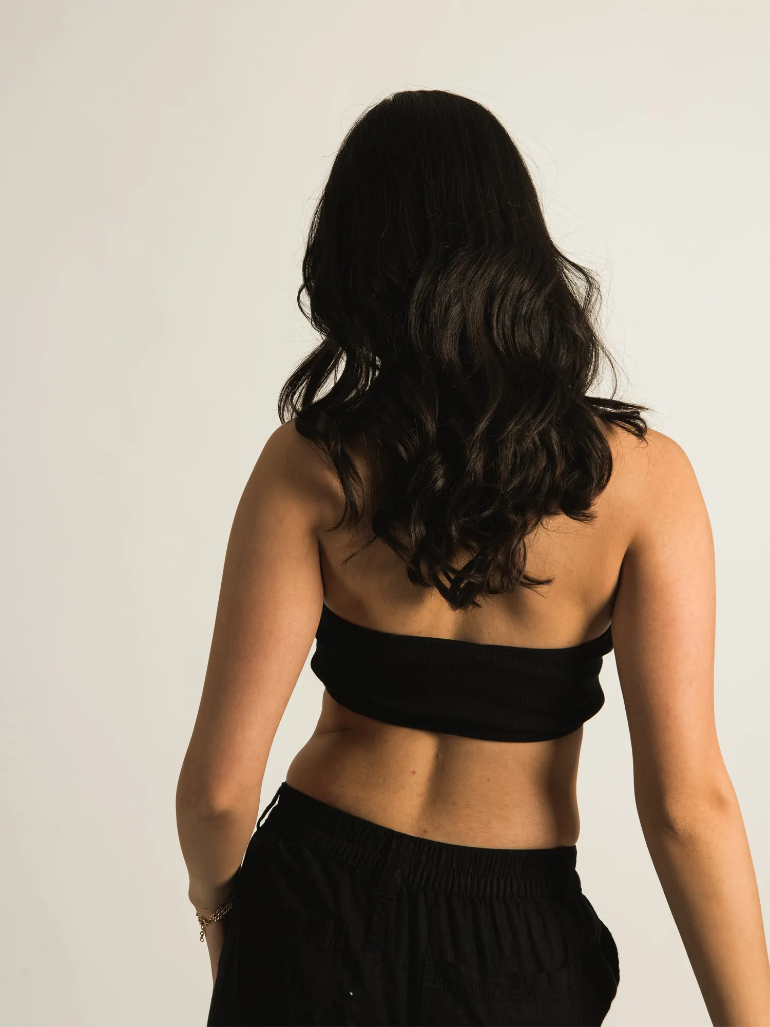 HARLOW TWIST HALTER TOP sold by Harlow product image thumbnail 4