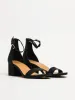 WOMENS HARLOW WEEKDAY HEEL sold by Harlow