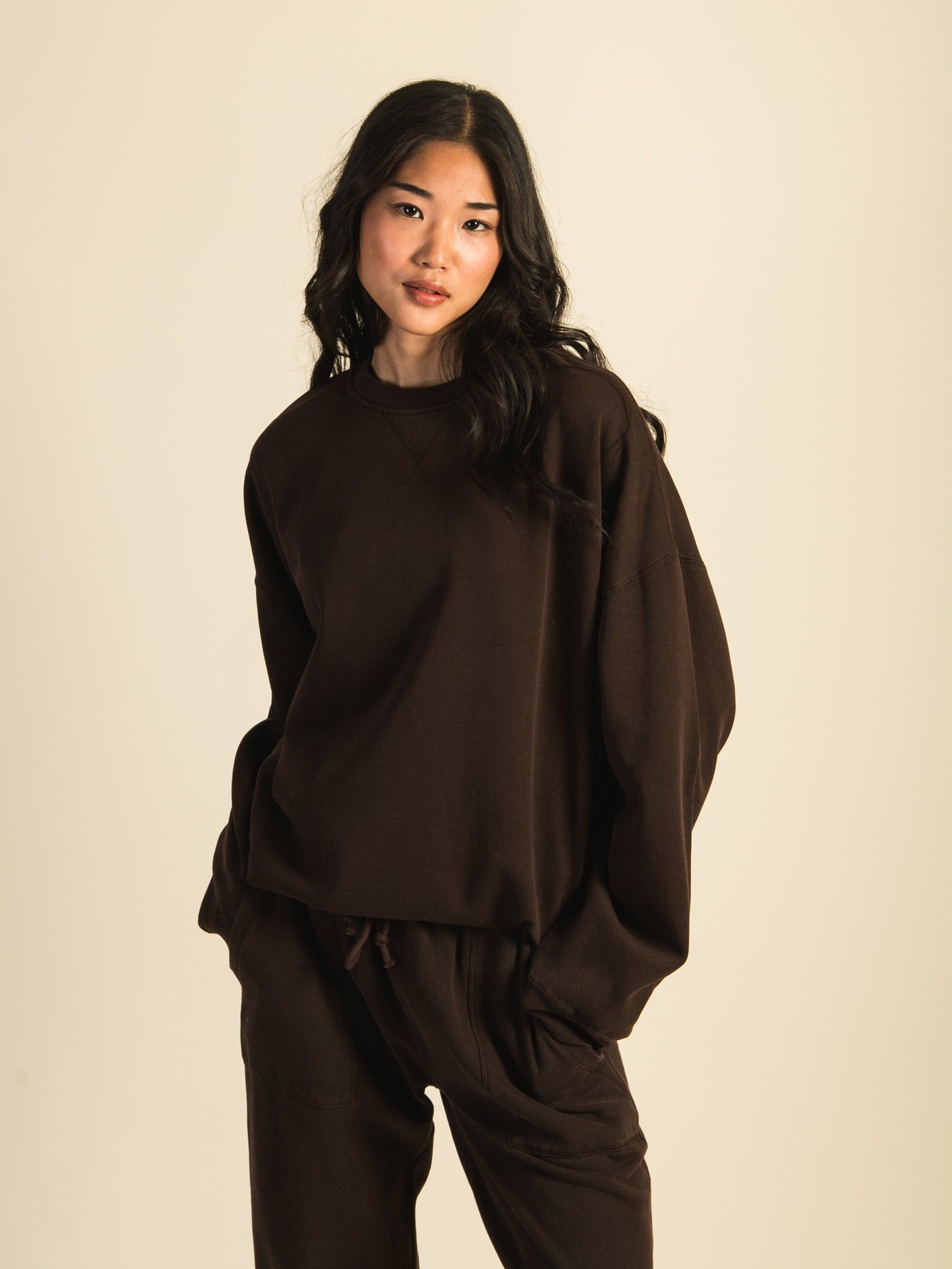 HARLOW MICHELLE CREW SWEATSHIRT - CHOCOLATE sold by Harlow product image thumbnail 2