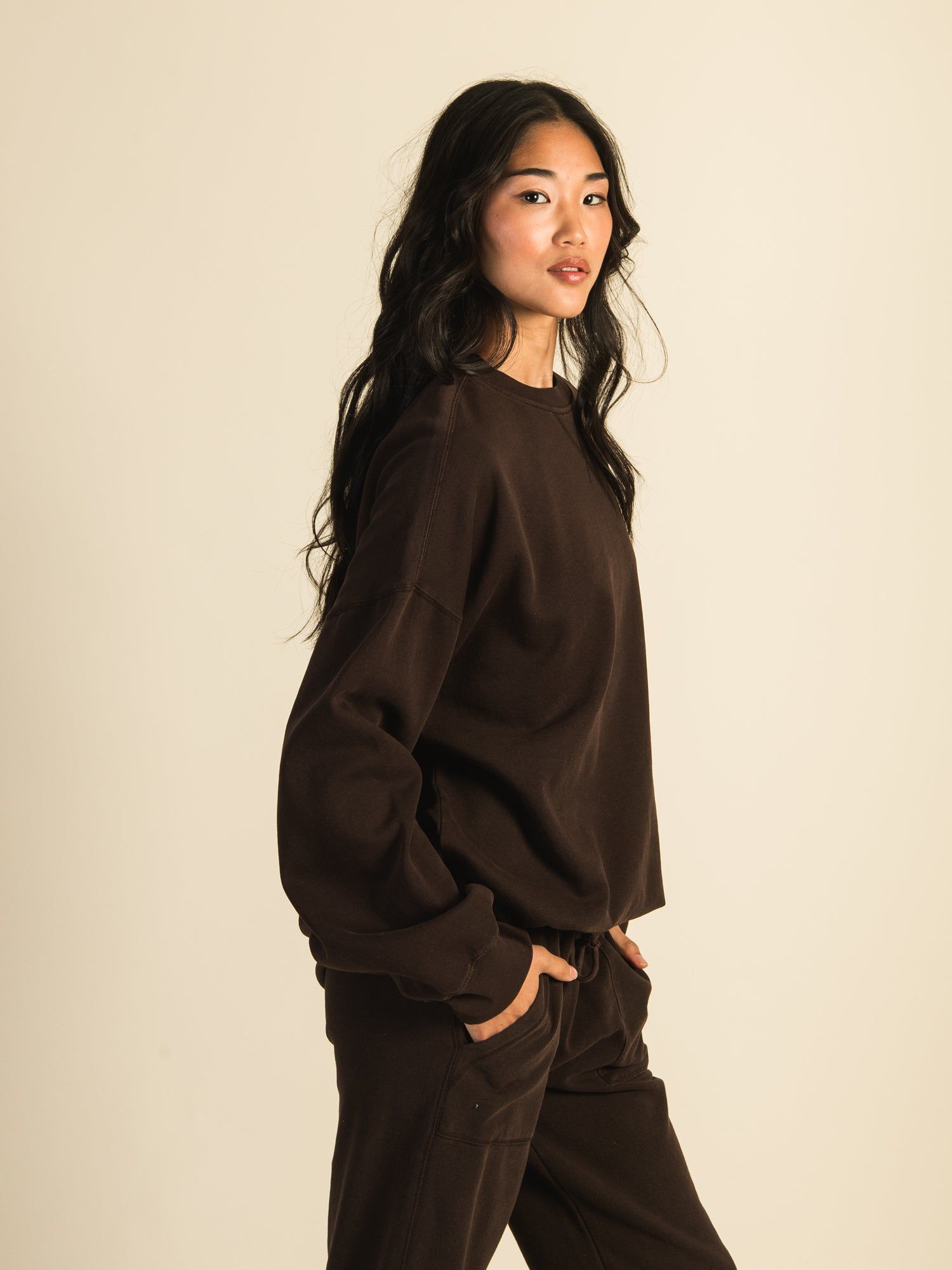 HARLOW MICHELLE CREW SWEATSHIRT - CHOCOLATE sold by Harlow product image thumbnail 3