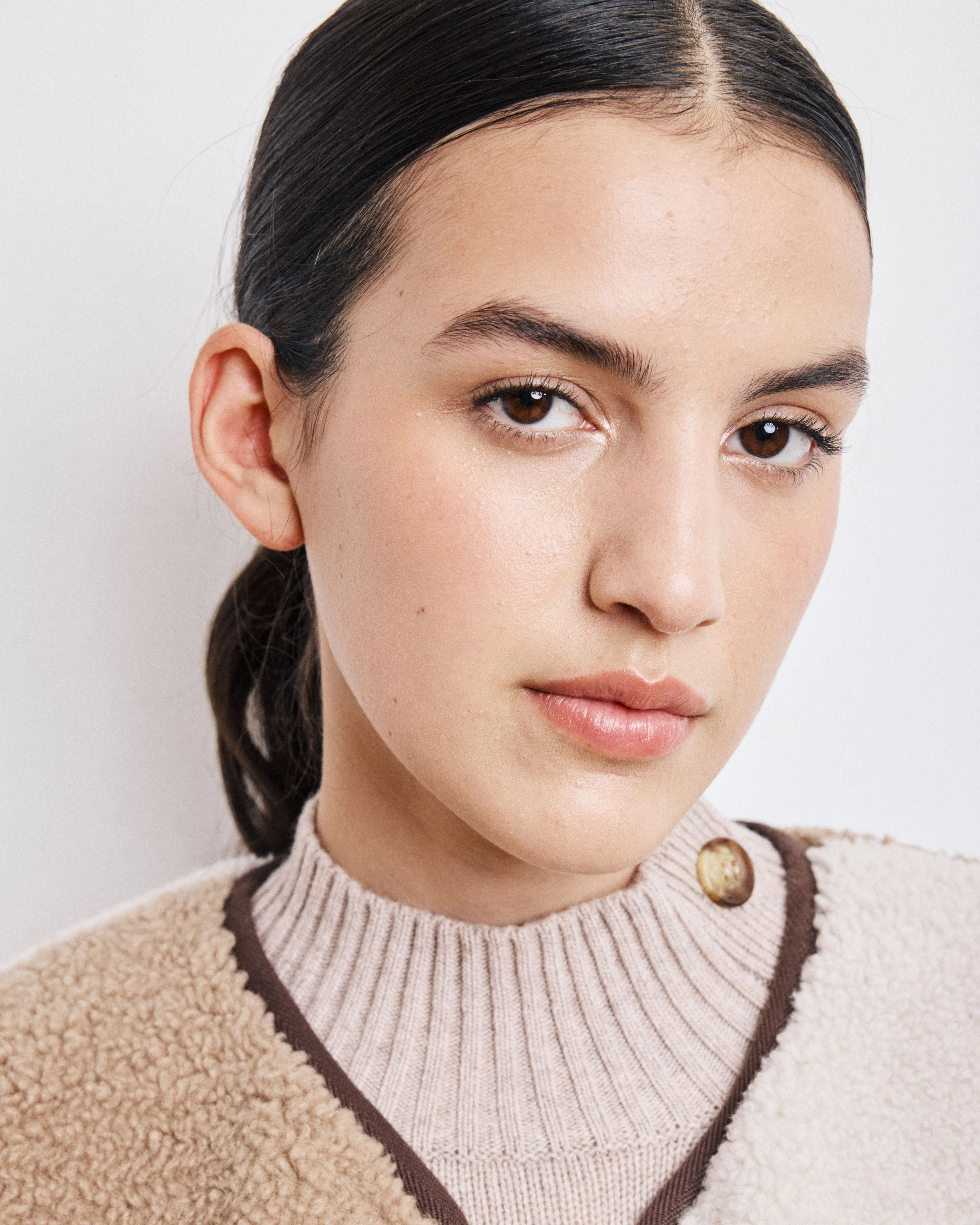 Gilet Femme en Sherpa Beige & Ecru Veepie sold by Hartford product image thumbnail 3