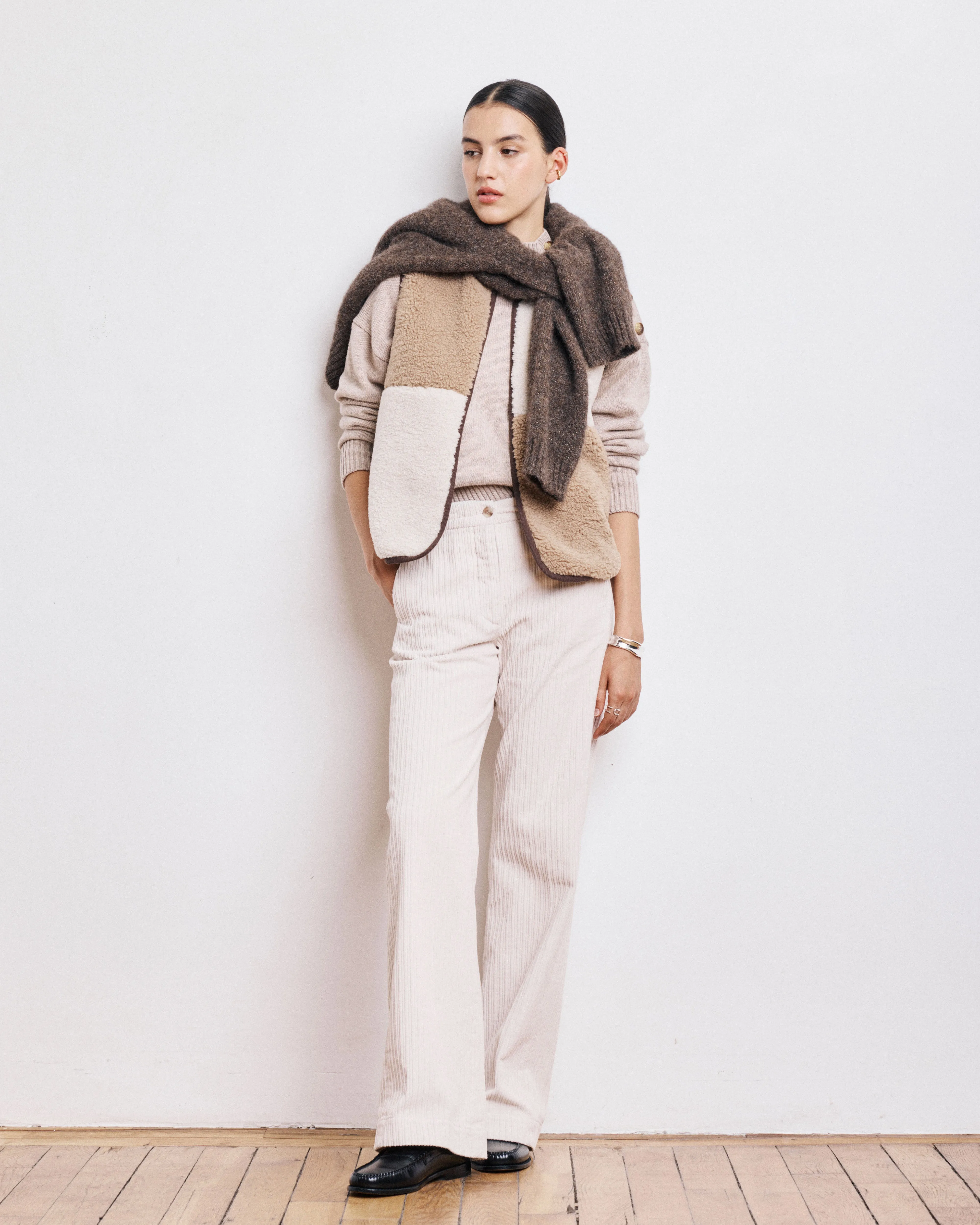 Gilet Femme en Sherpa Beige & Ecru Veepie sold by Hartford