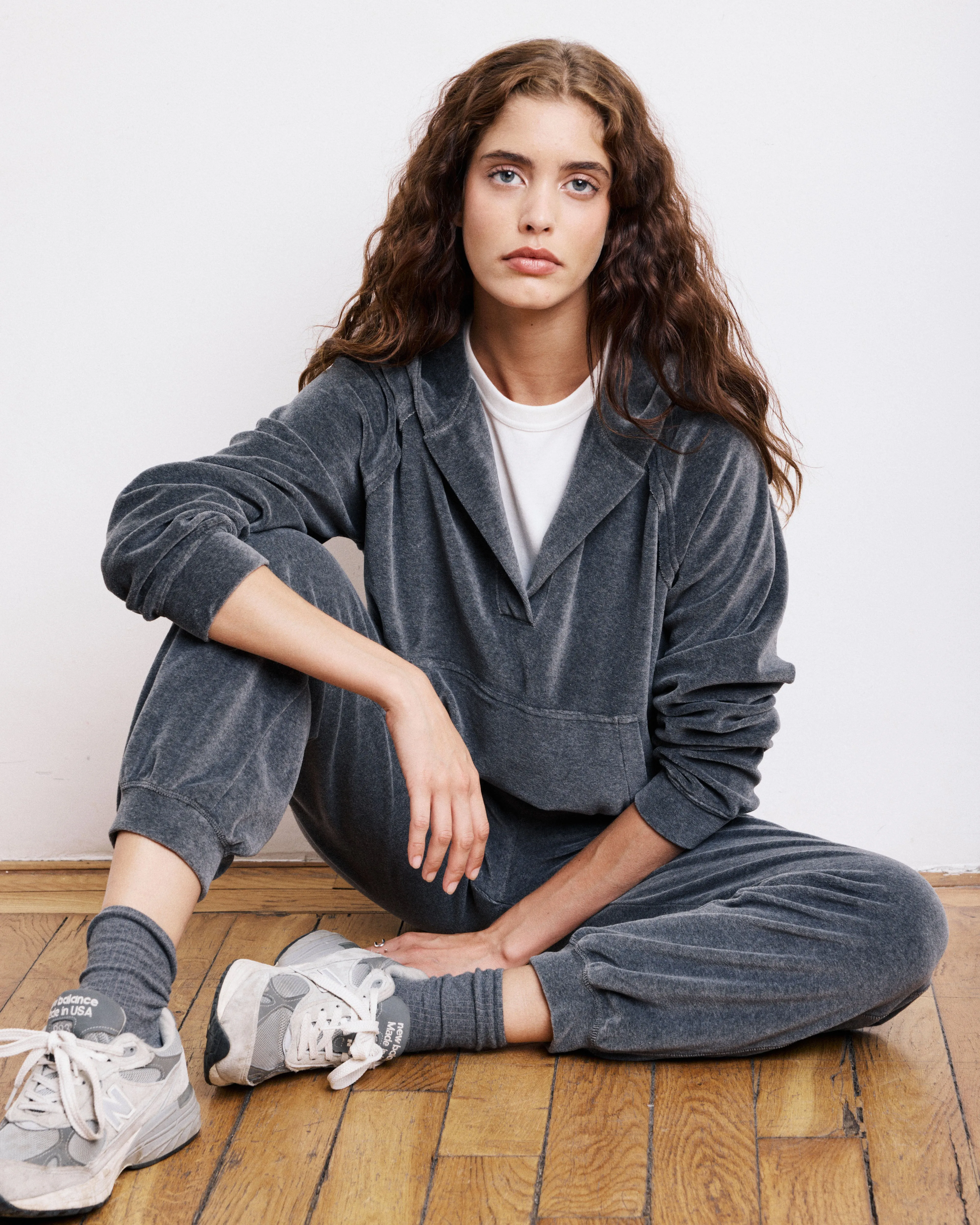 Sweatshirt Femme en Molleton Gris Anthracite Tag sold by Hartford