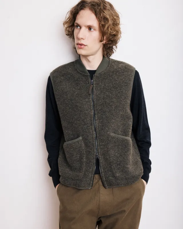 Gilet Homme en Laine Bouillie Vert Militaire Vest sold by Hartford