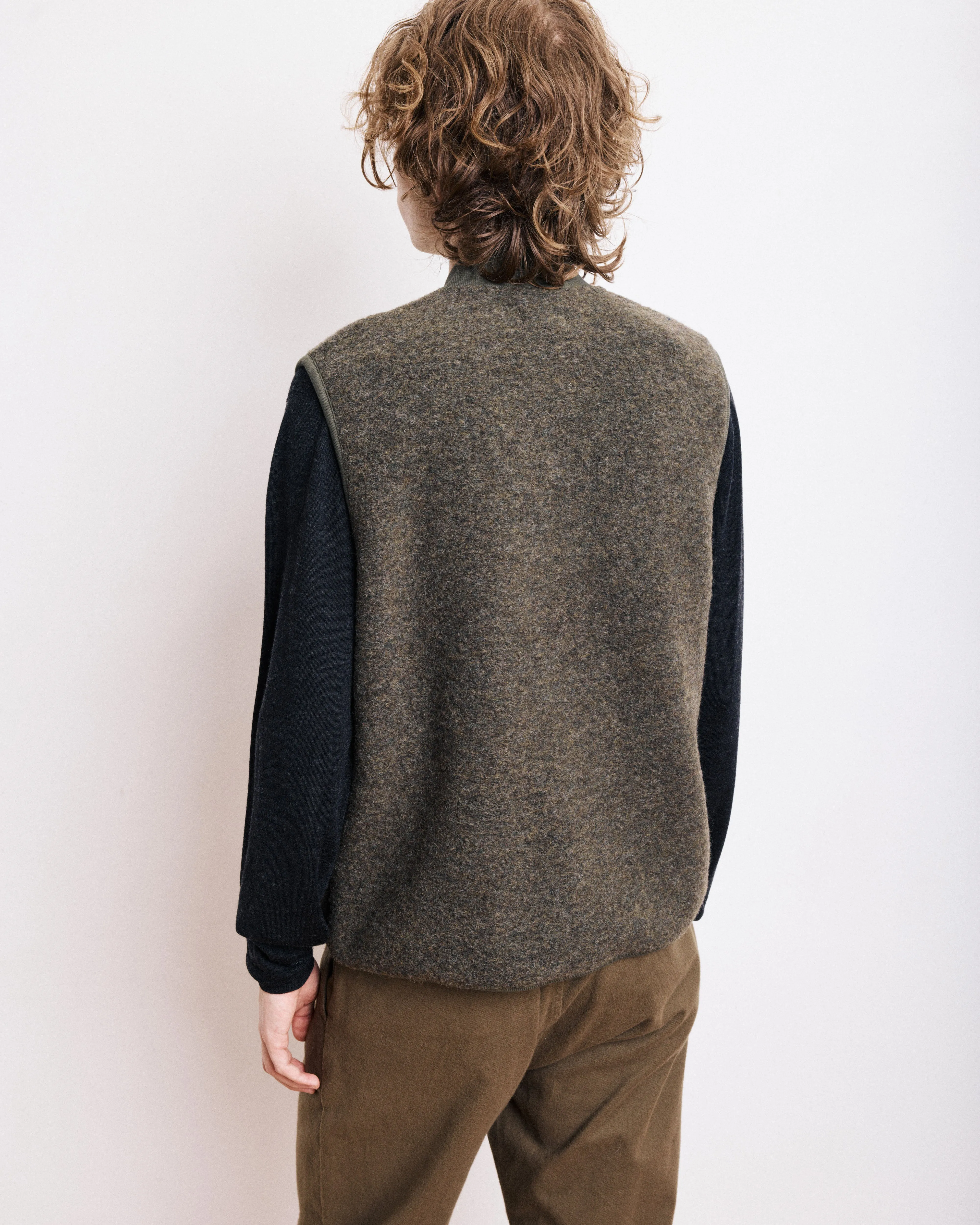 Gilet Homme en Laine Bouillie Vert Militaire Vest sold by Hartford product image thumbnail 4