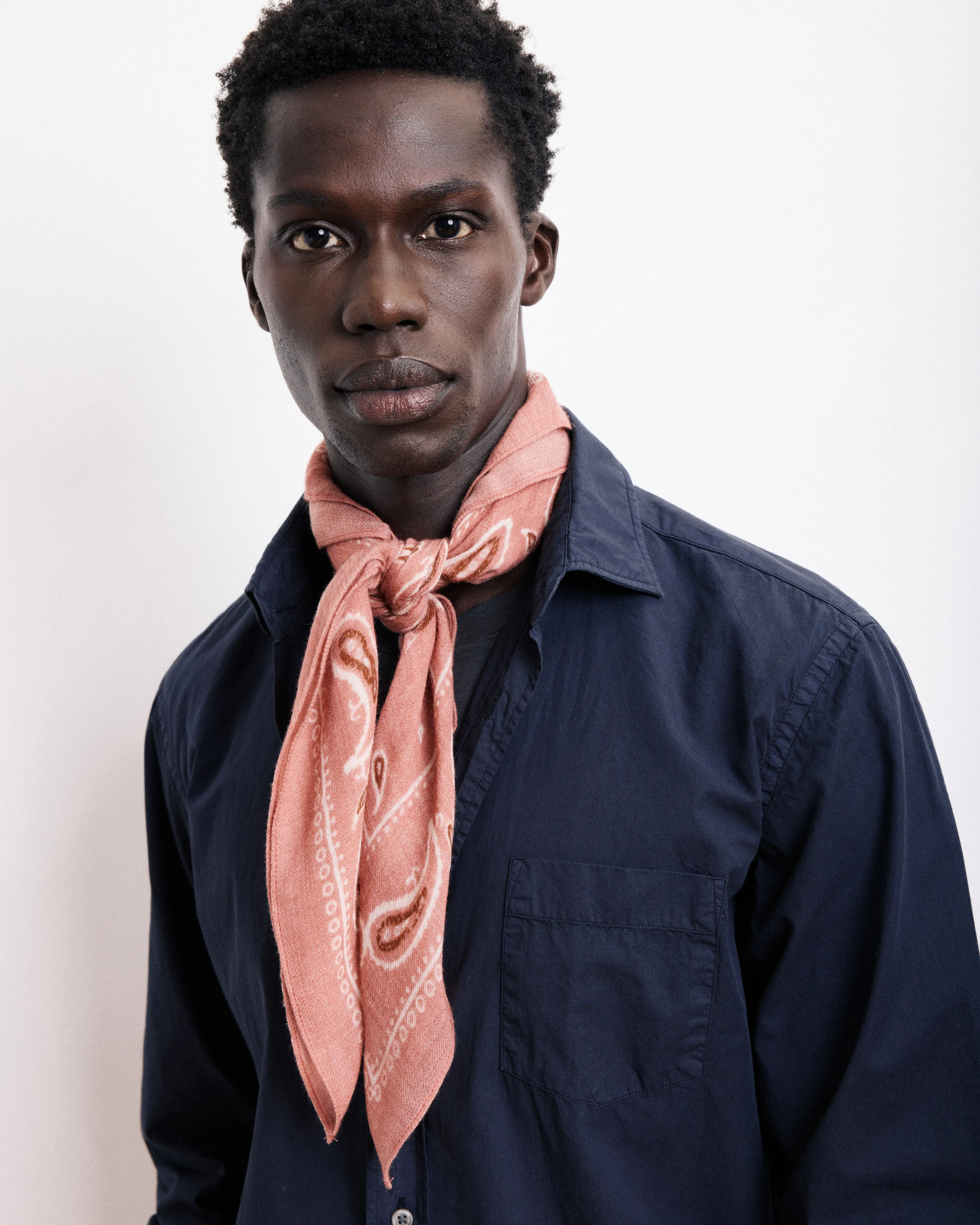 Echarpe Homme en Laine Imprimée Rose Bandana sold by Hartford