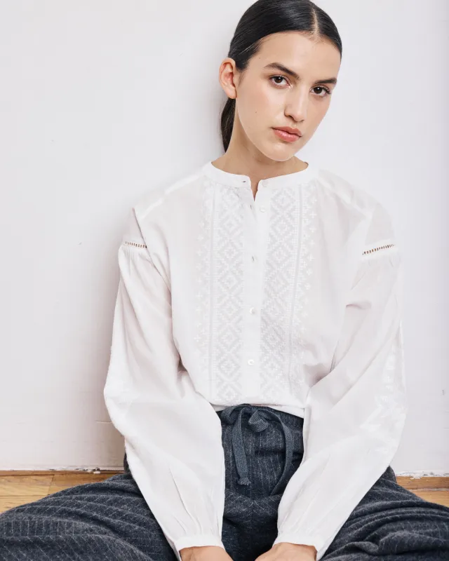 Blouse Femme en Voile de Coton Ecru Celeste sold by Hartford