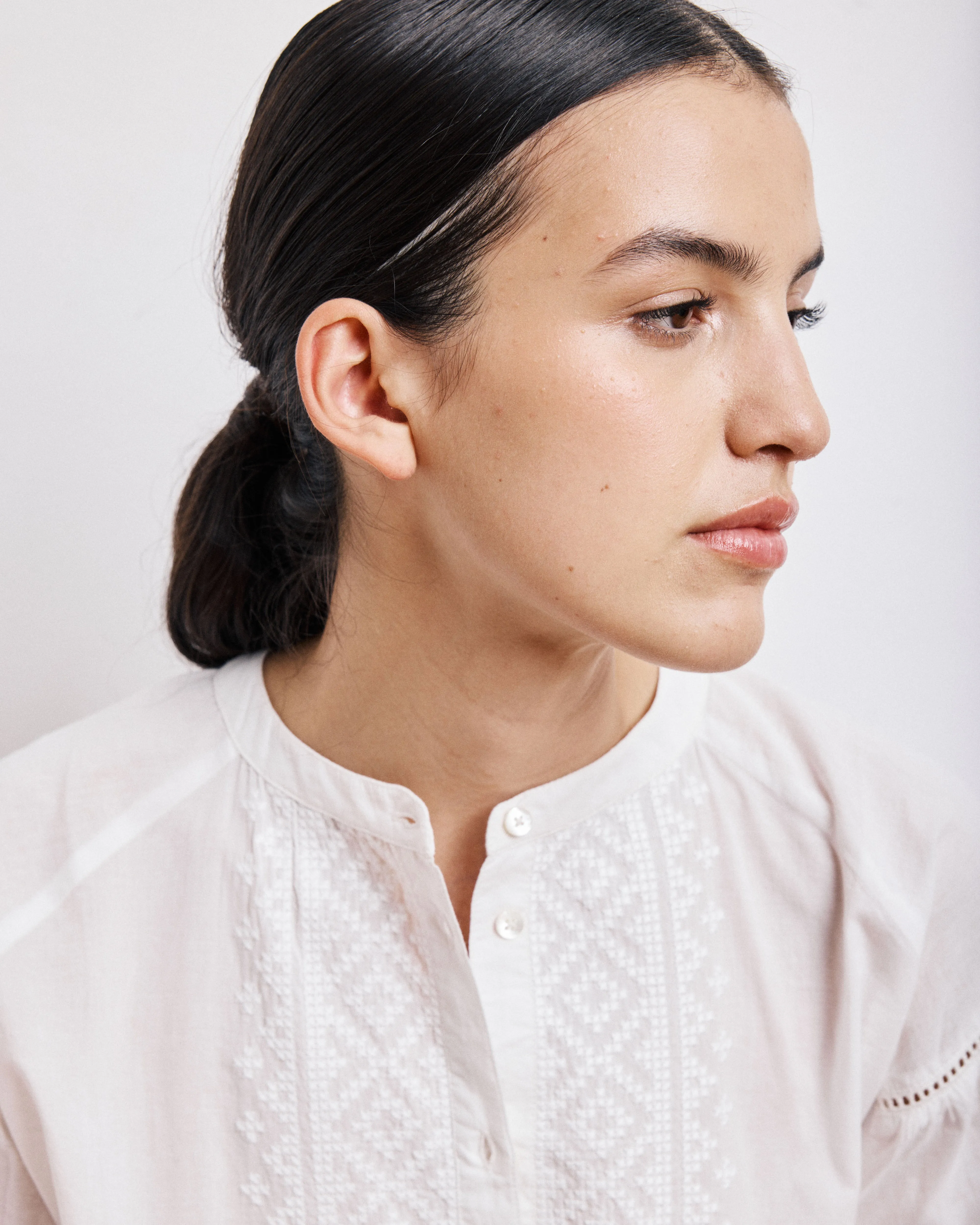 Blouse Femme en Voile de Coton Ecru Celeste sold by Hartford product image thumbnail 3