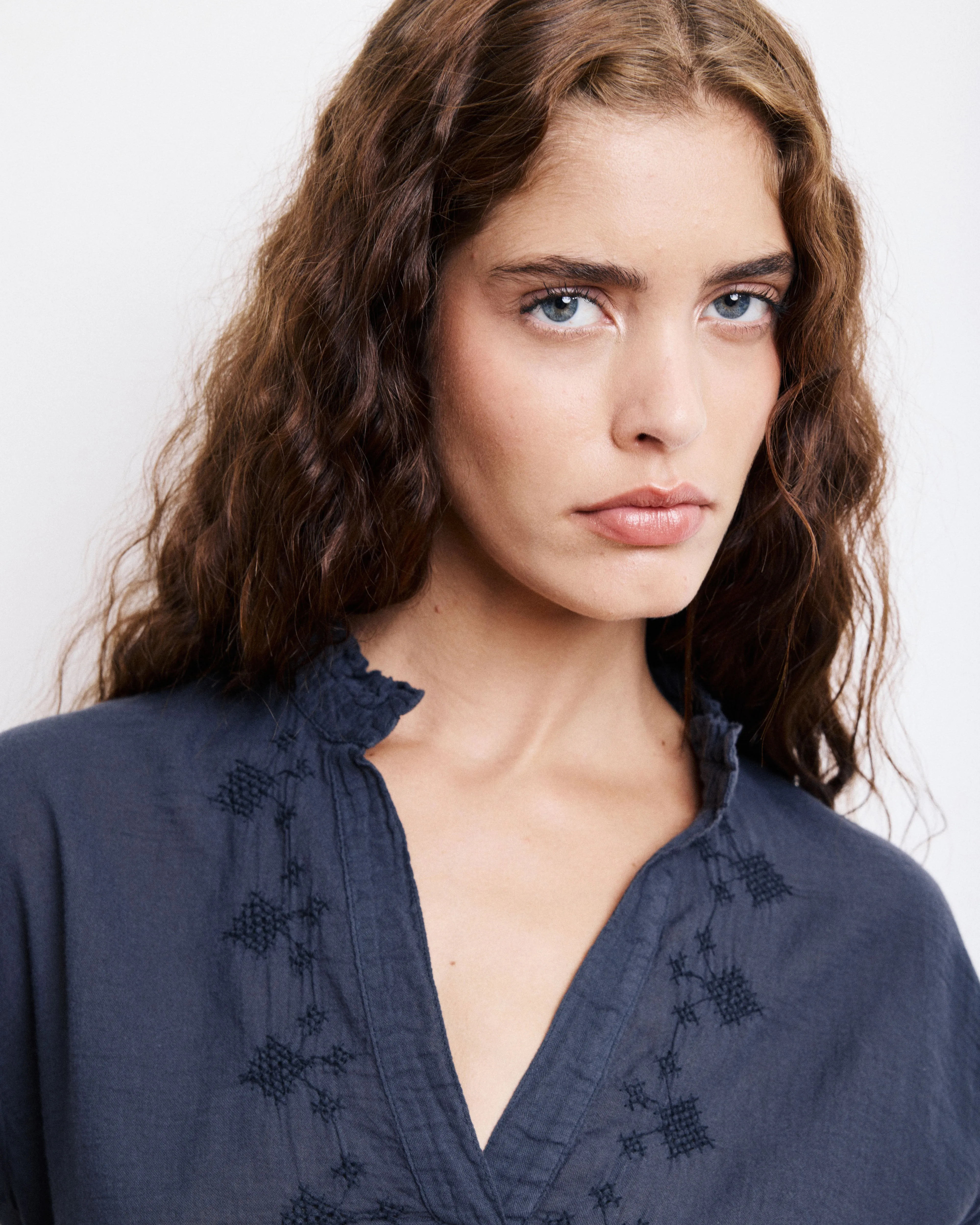 T-Shirt Femme en Coton Bi-Matière Carbone Turgan sold by Hartford product image thumbnail 3