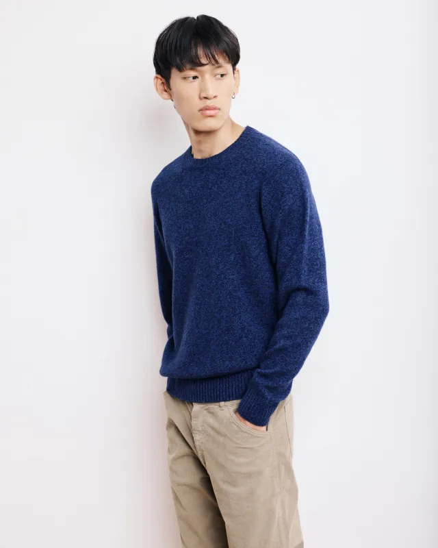 Pull Col Rond Homme en Laine Lambswool Bleu Marine sold by Hartford