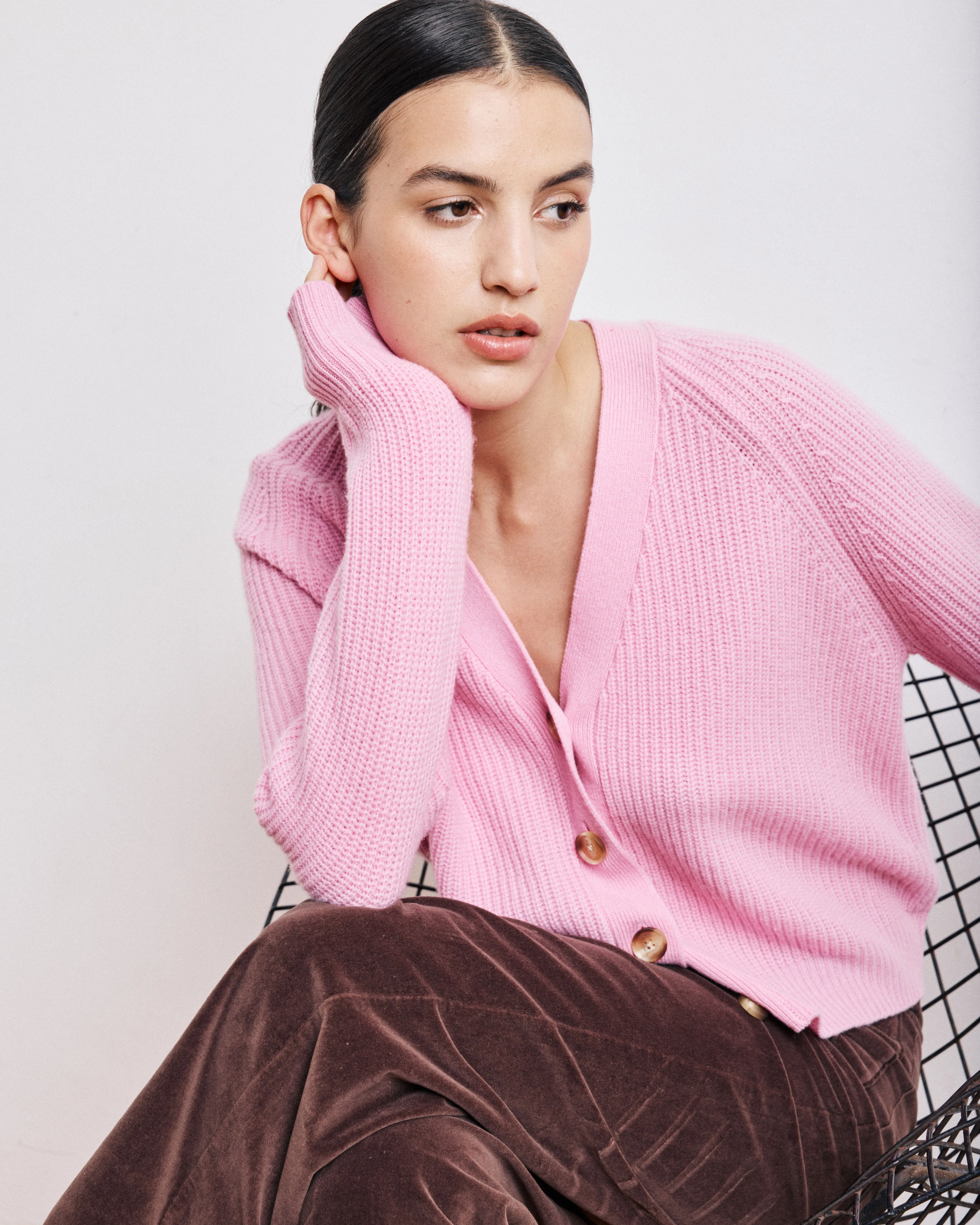 Cardigan Femme en Laine & Cachemire Rose Moena sold by Hartford