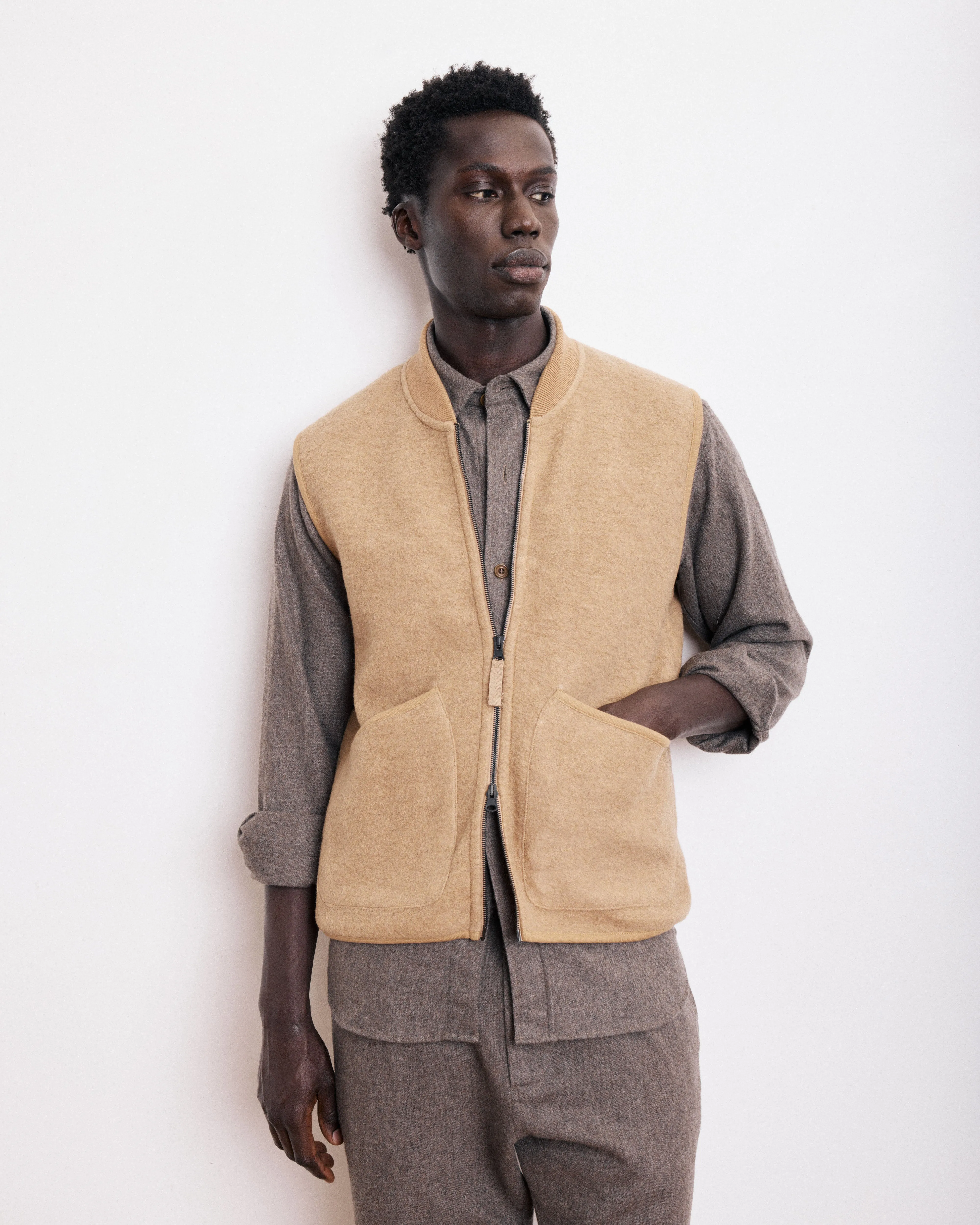 Gilet Homme en Laine Bouillie Camel Vest sold by Hartford