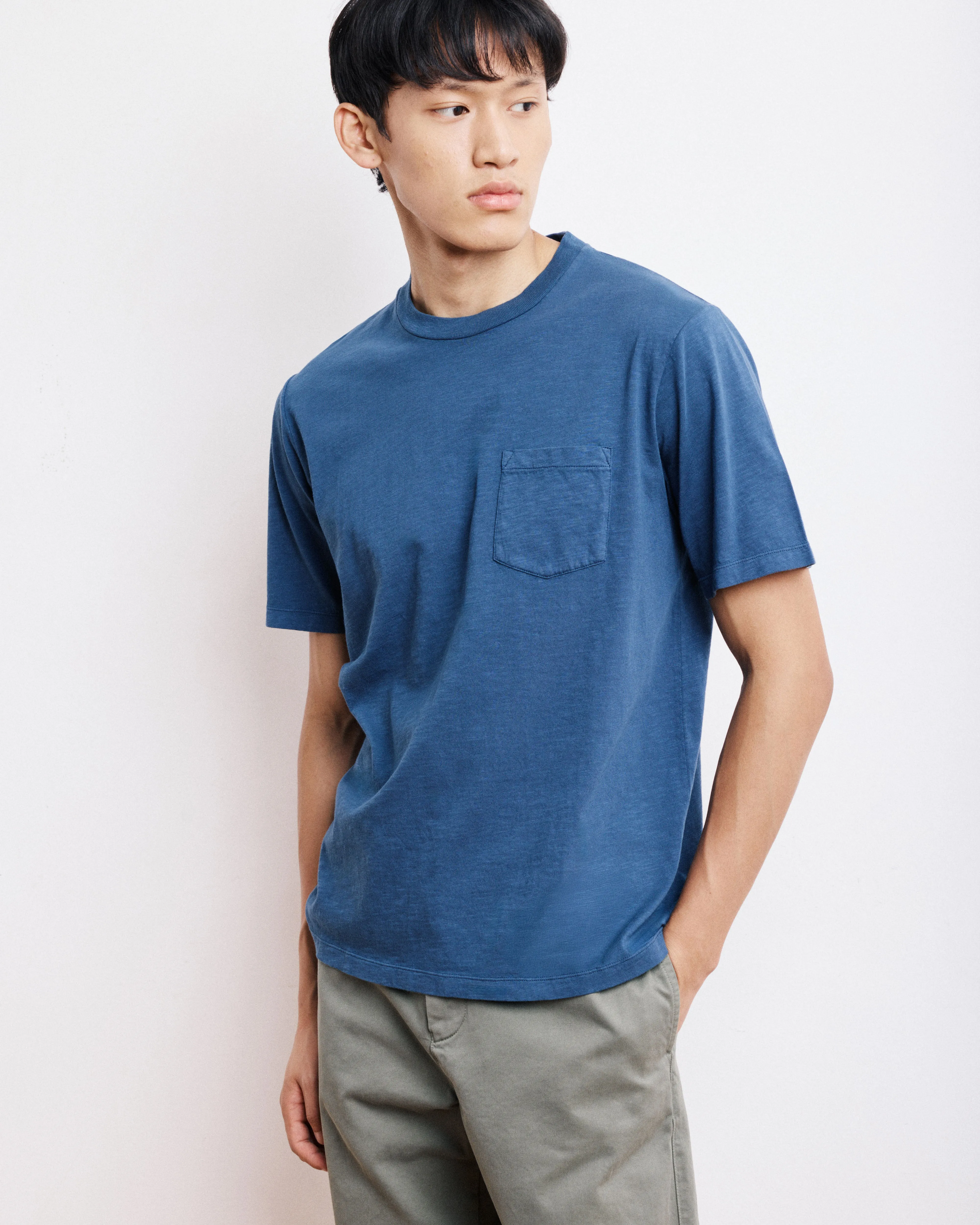 T-Shirt Homme en Coton Slub Bleu Cobalt Pocket Crew sold by Hartford