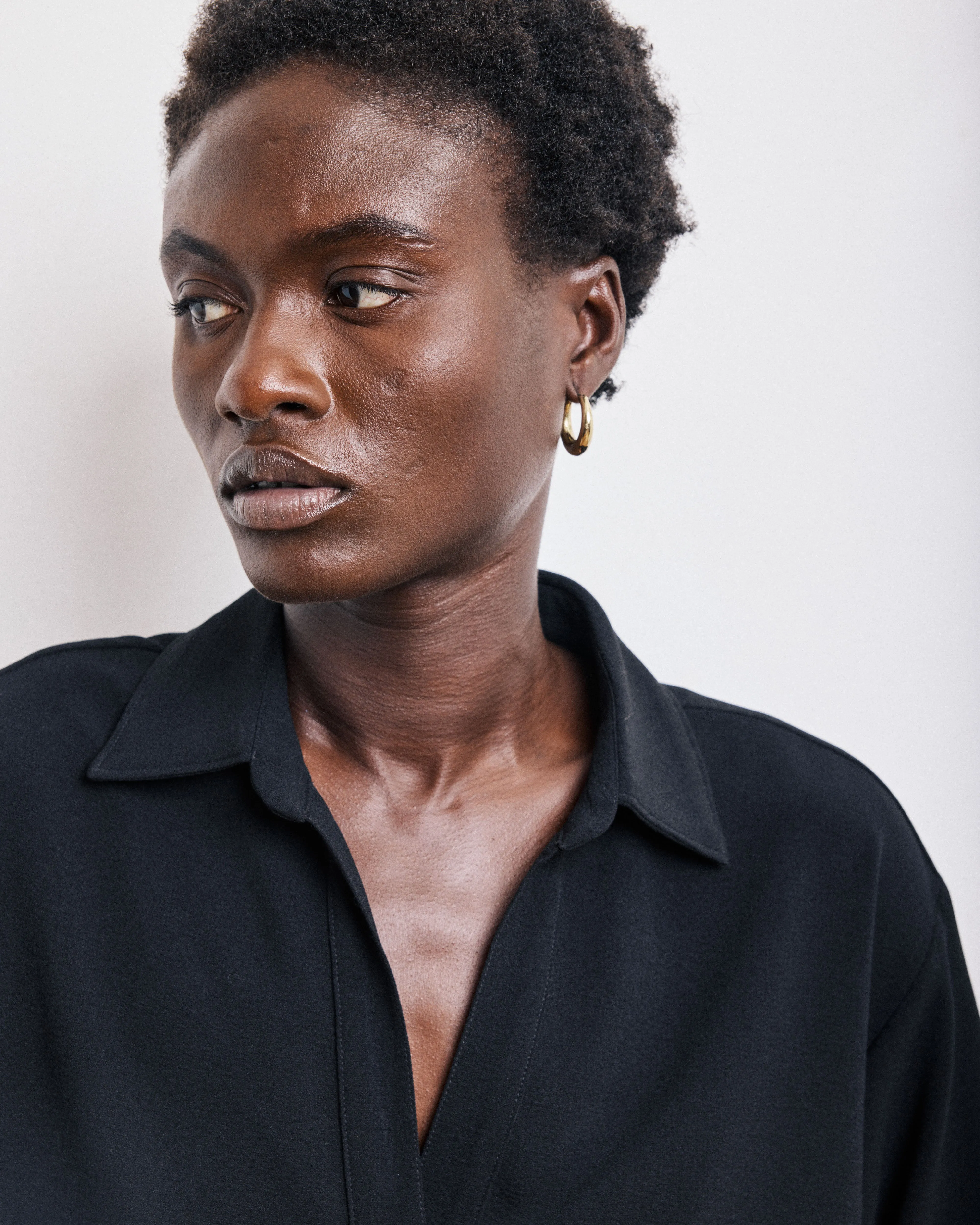 Blouse Femme en Crêpe Noir Chorus sold by Hartford product image thumbnail 3