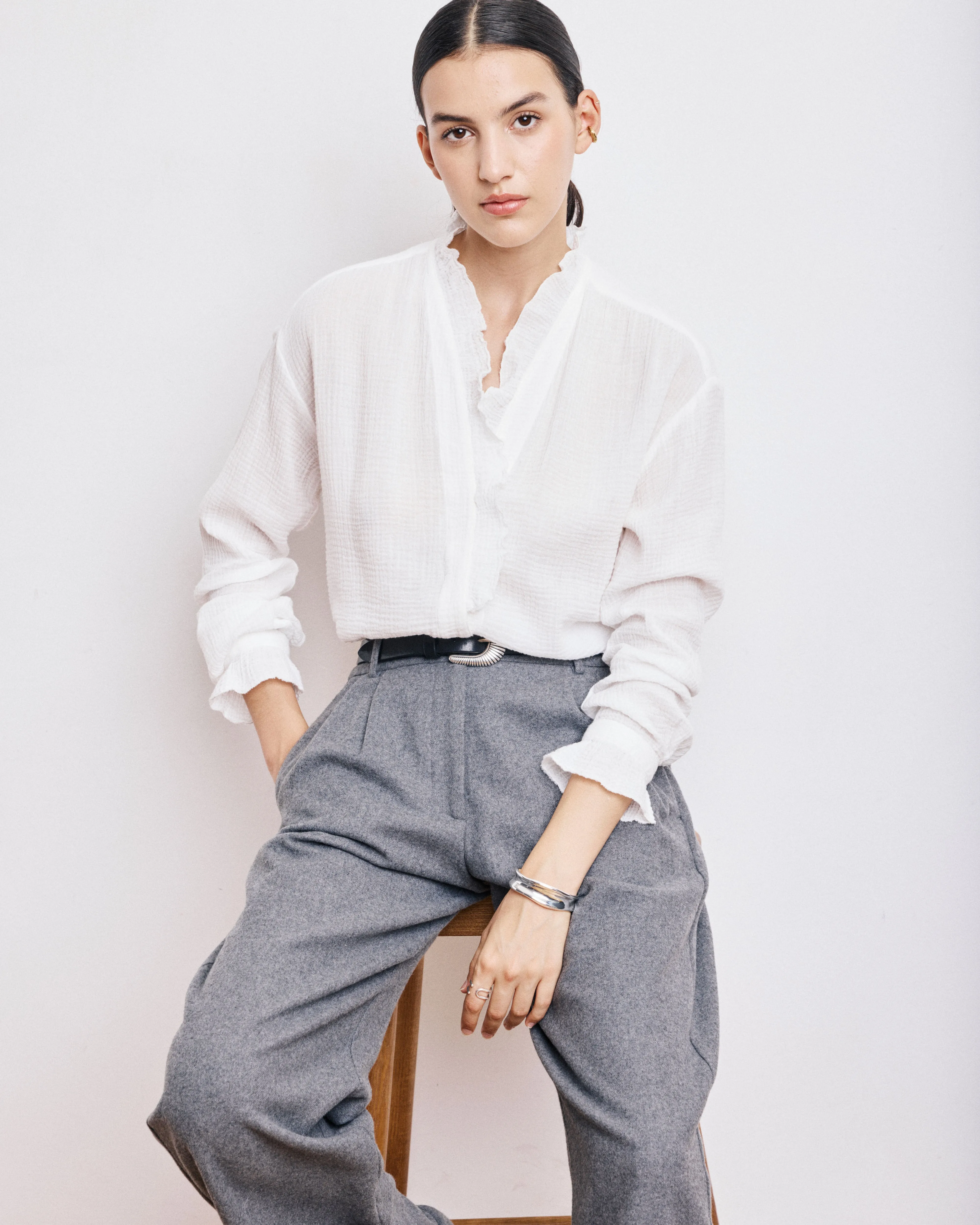 Chemise Femme en Double Voile de Gaze de Coton Ecru Carmela sold by Hartford