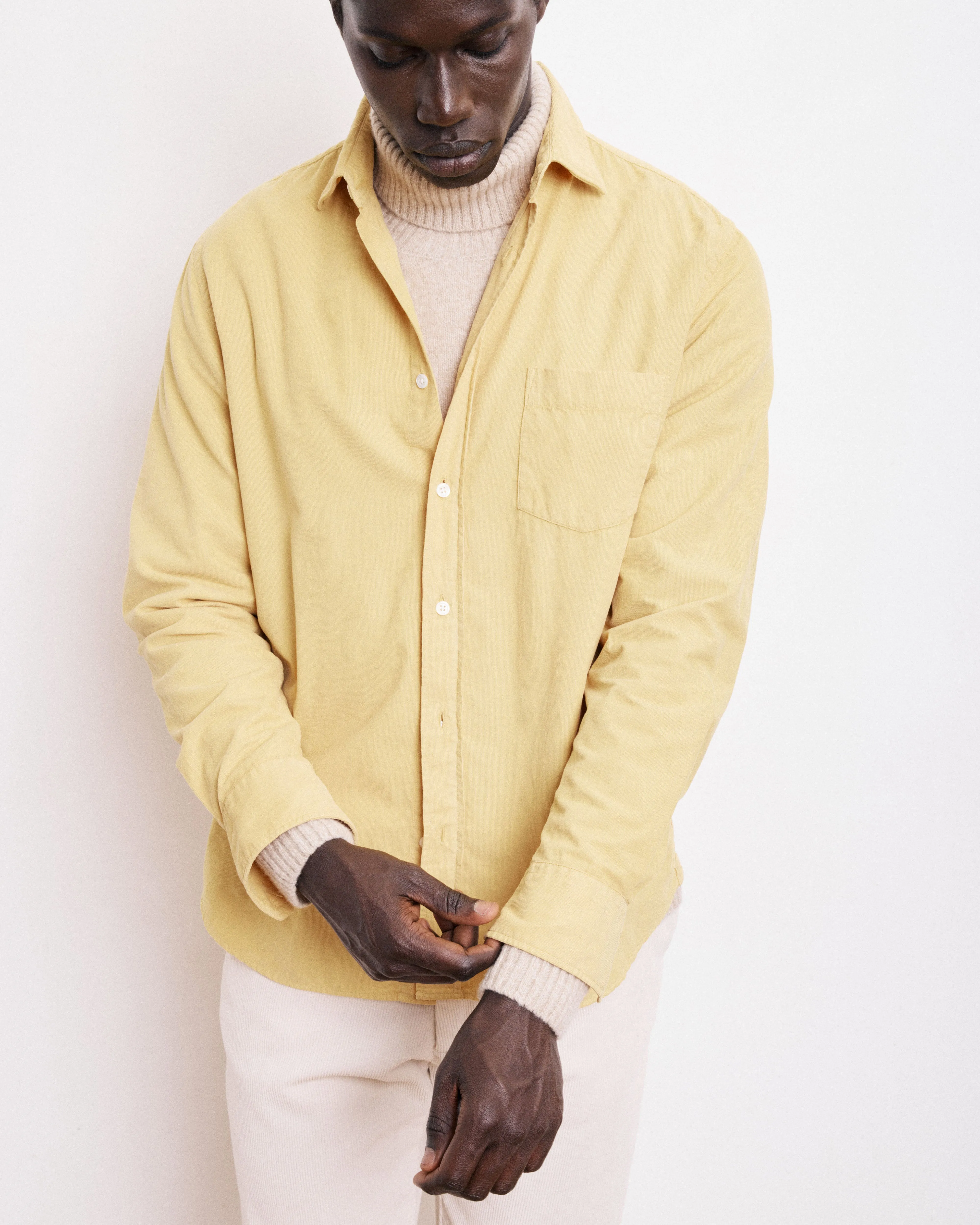 Chemise Homme en Velours Côtelé Jaune Paul sold by Hartford product image thumbnail 2