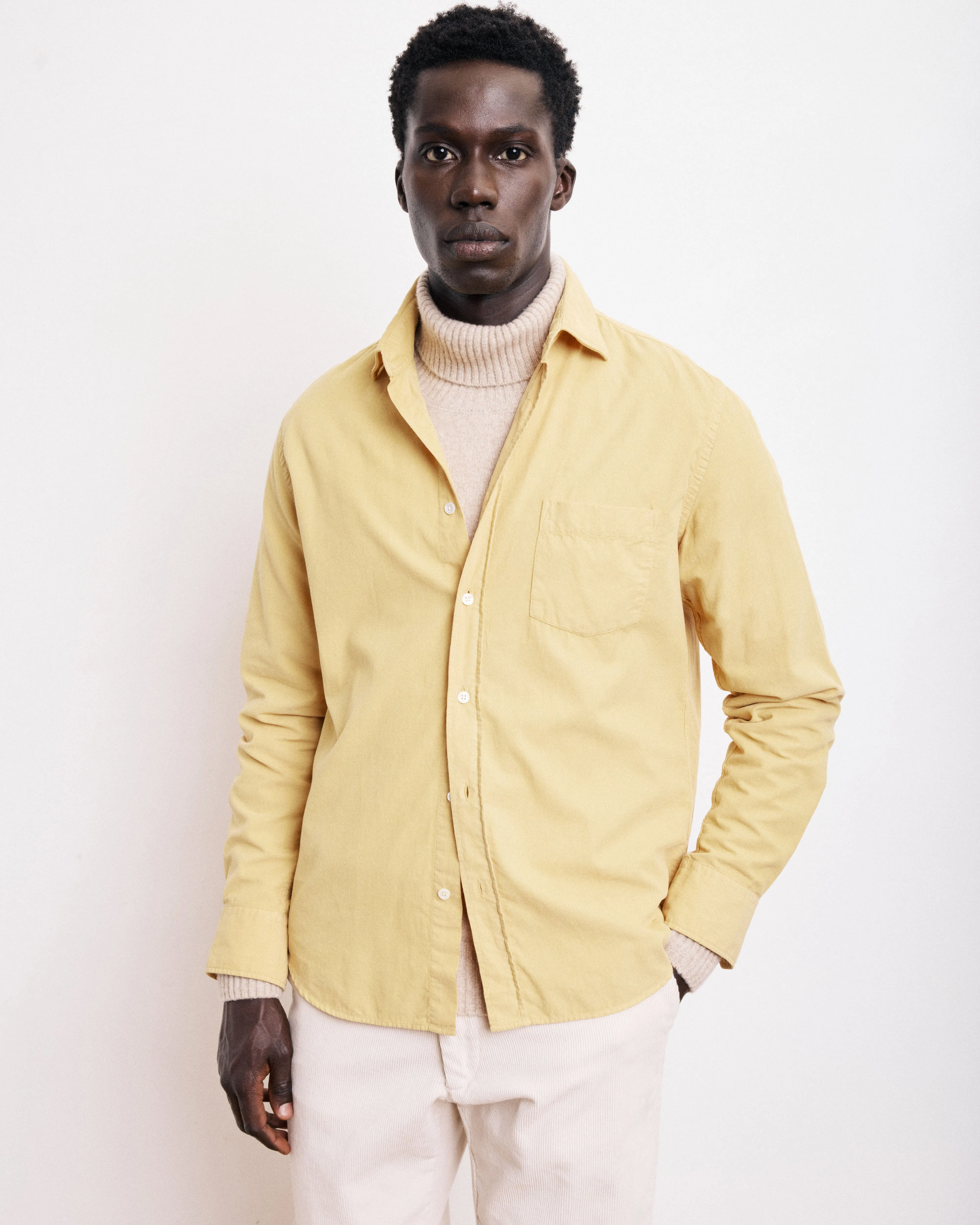 Chemise Homme en Velours Côtelé Jaune Paul sold by Hartford